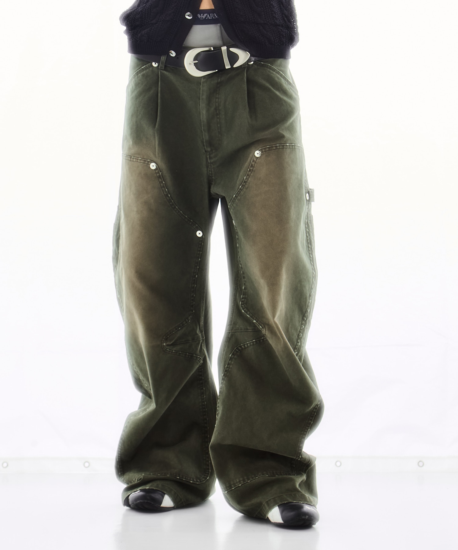KHAKI
