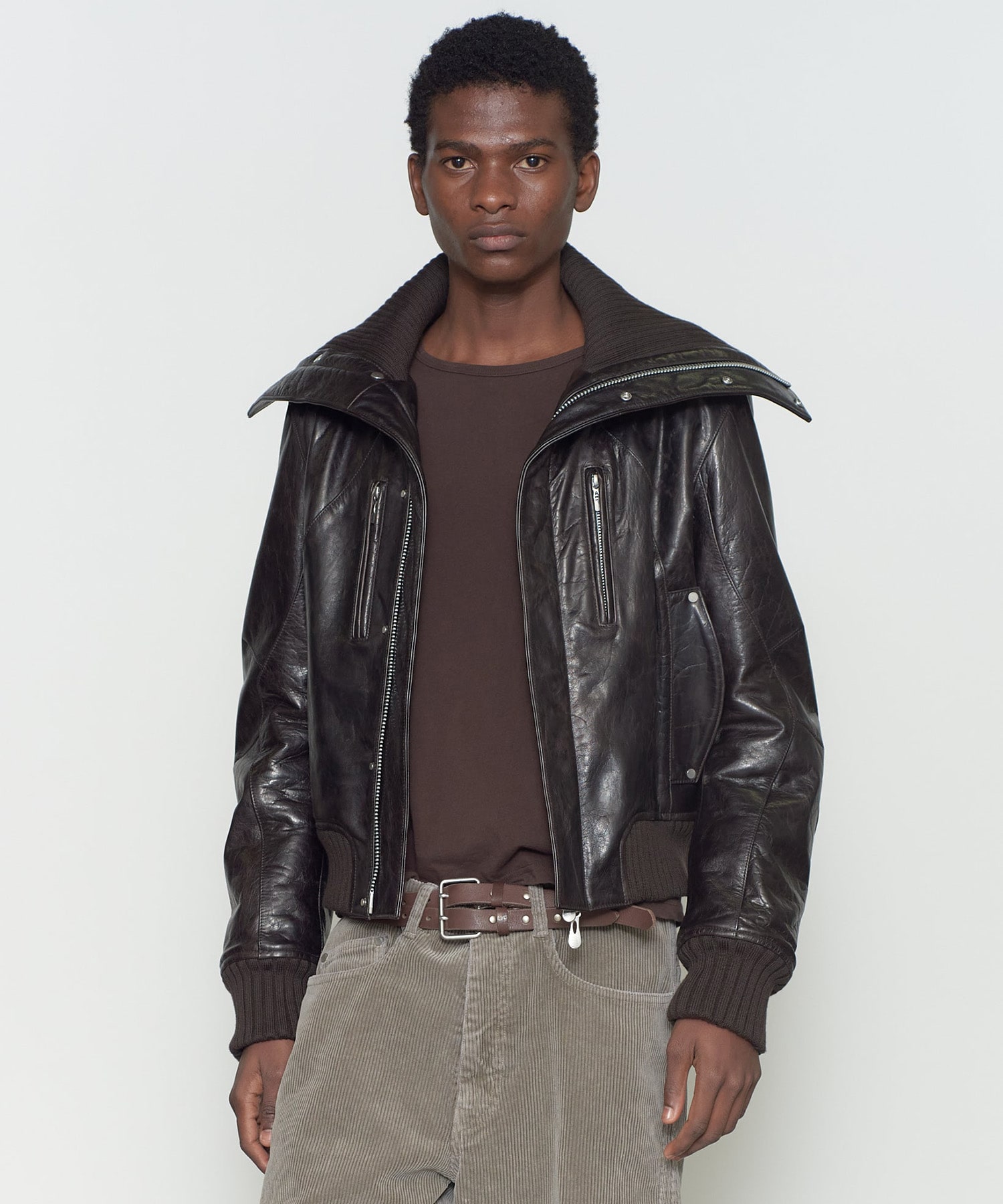 DARK BROWN