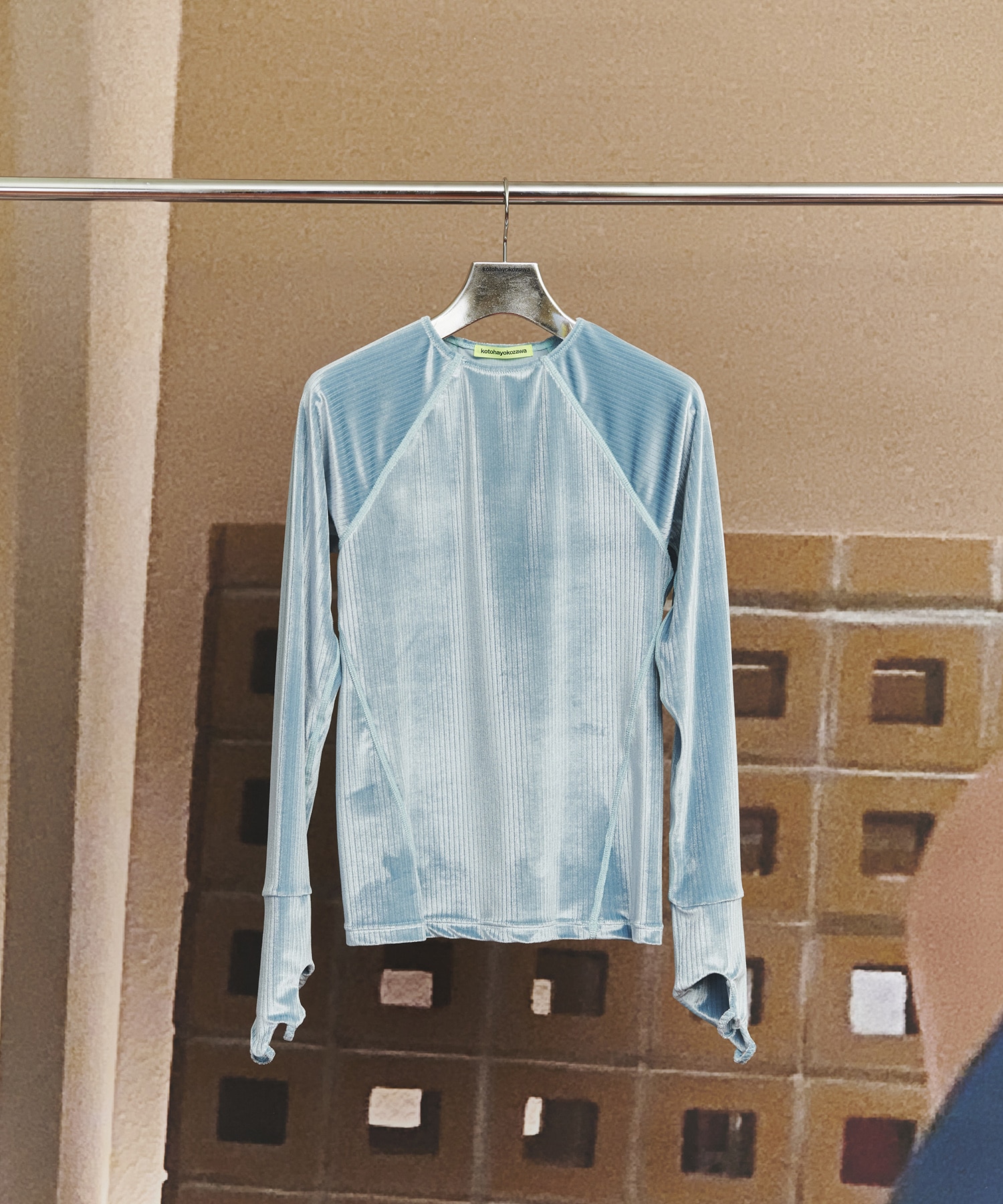 LIGHT BLUE