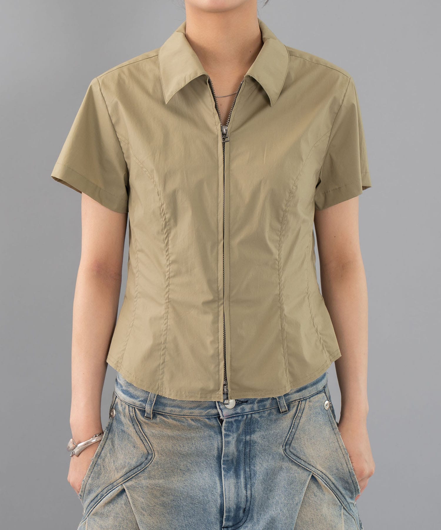 KHAKI