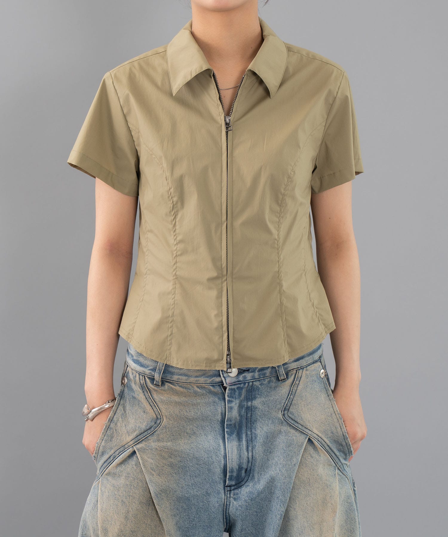 fitted zip up shirt short sleeve(1 DARK GREY): CONZ: WOMENS｜CONZ