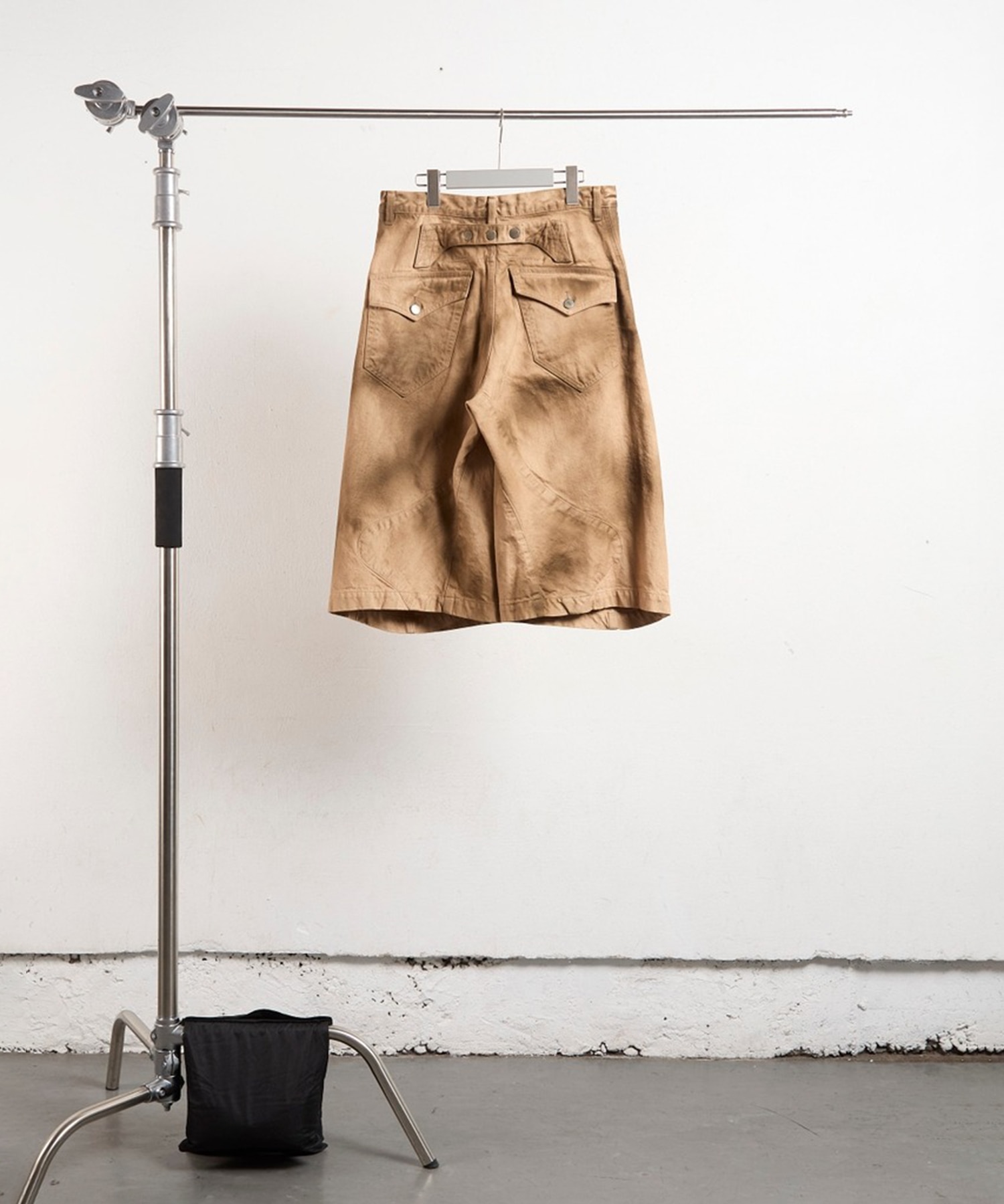 3D TWISTED SHORTS NVRFRGT