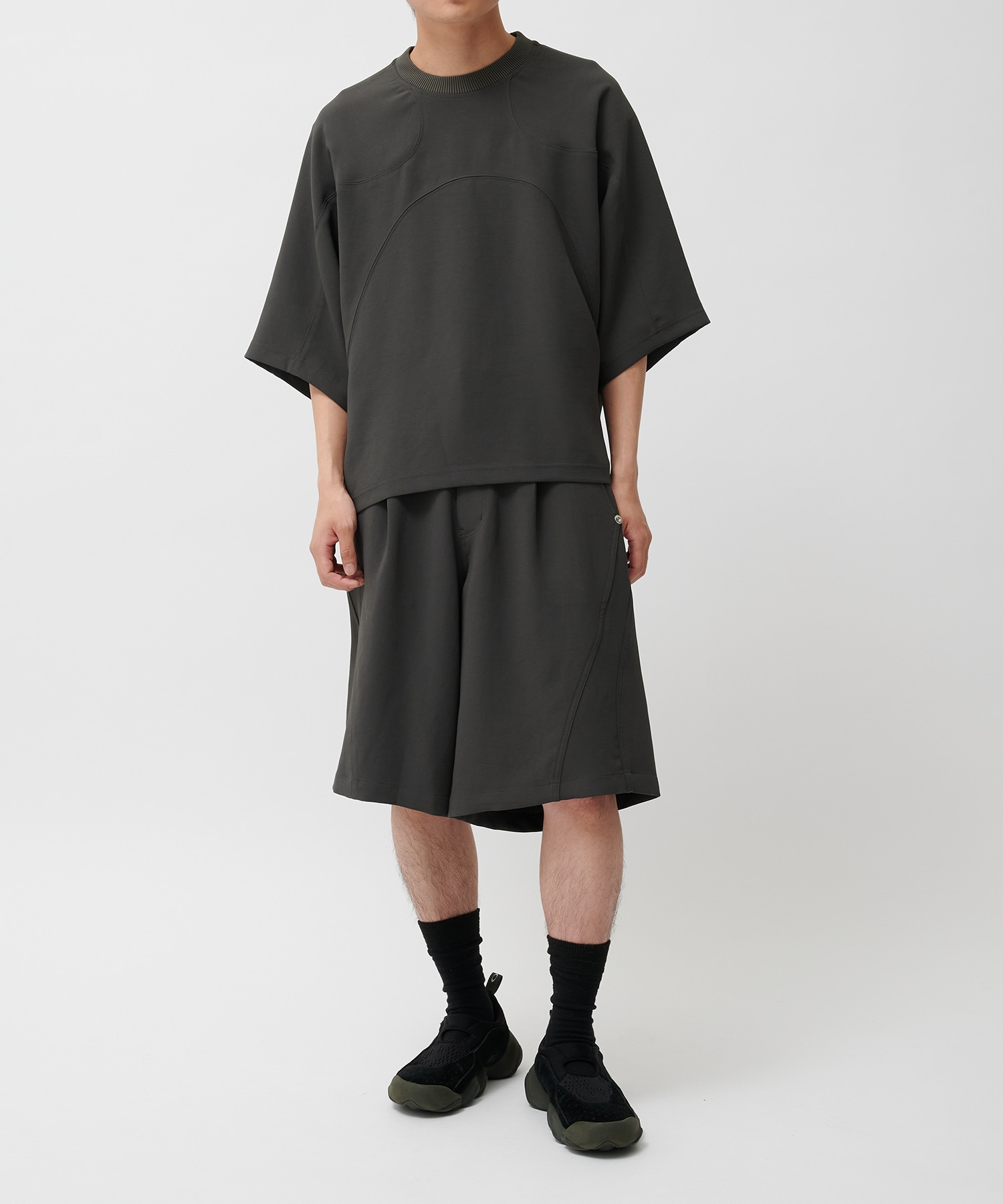 PANEL OVER CREW NECK TEE CONZ