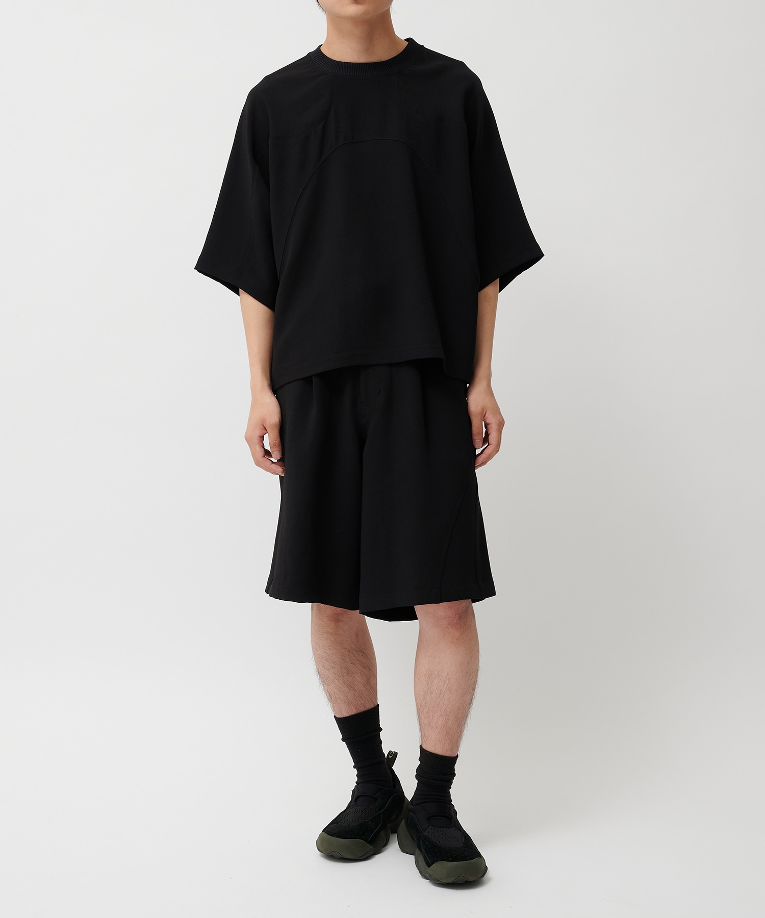 PANEL OVER CREW NECK TEE CONZ