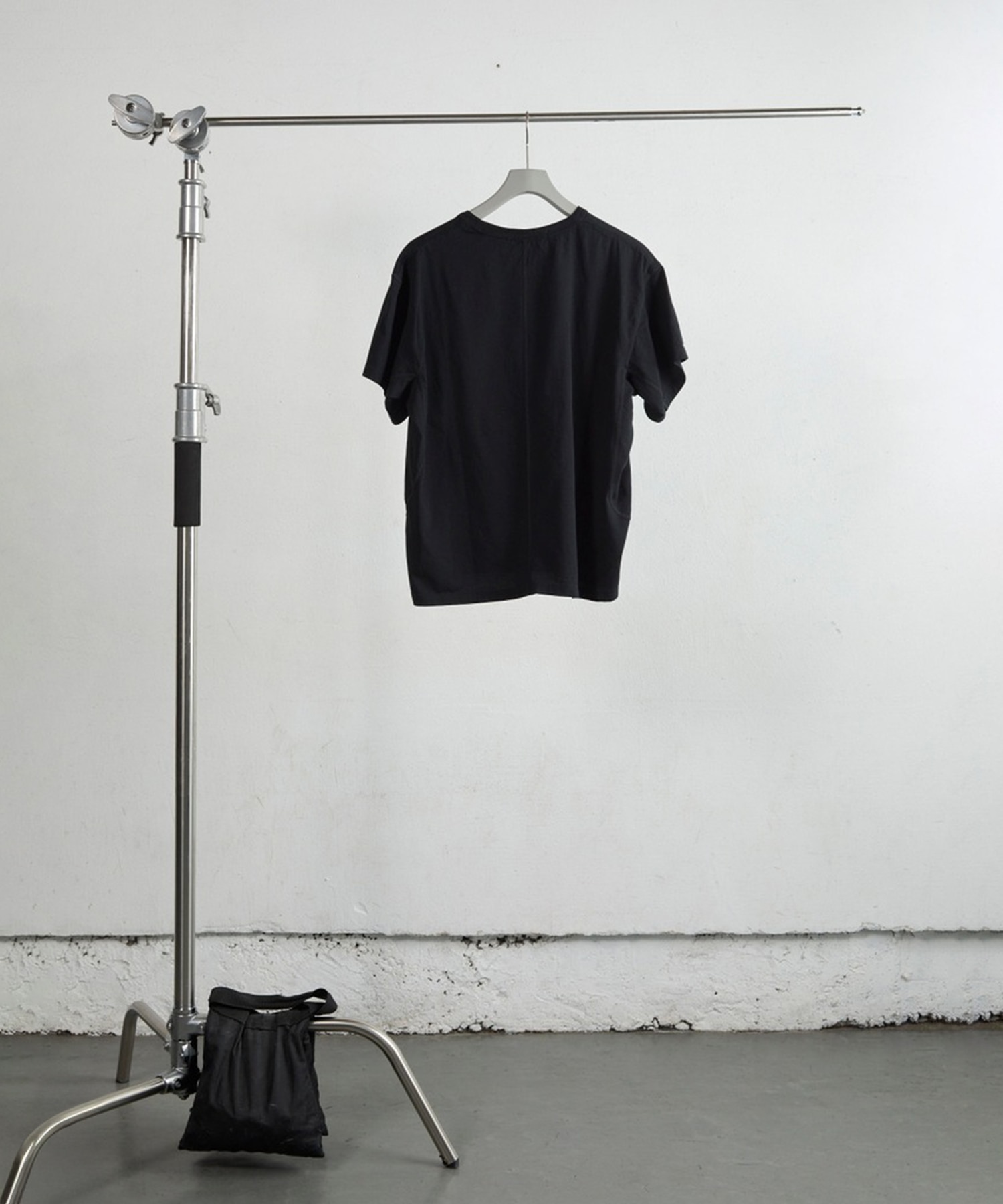 HALF SLEEVE T-SHIRT NVRFRGT