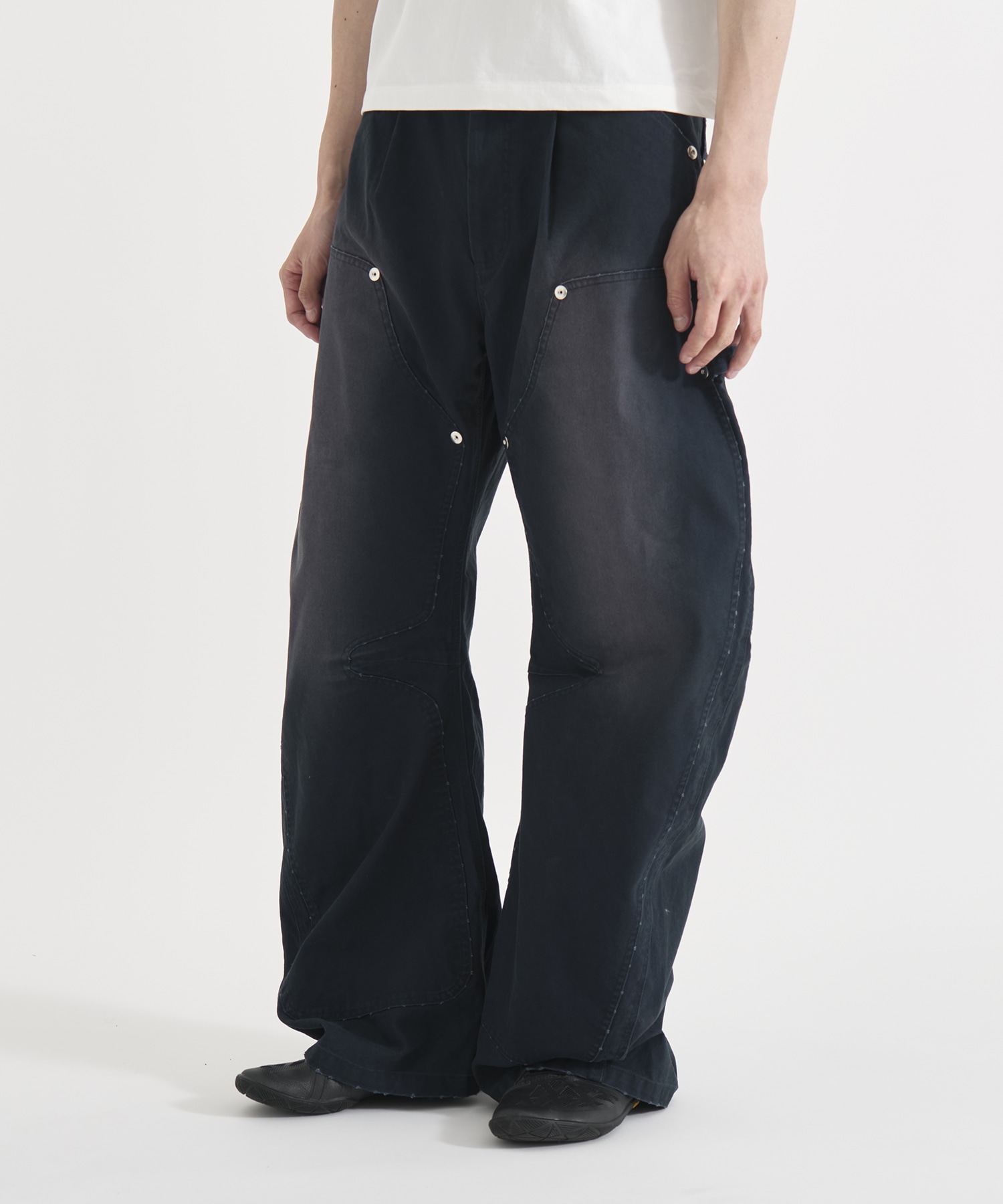 ダックダブルニーカブレッグパンツ CONZ