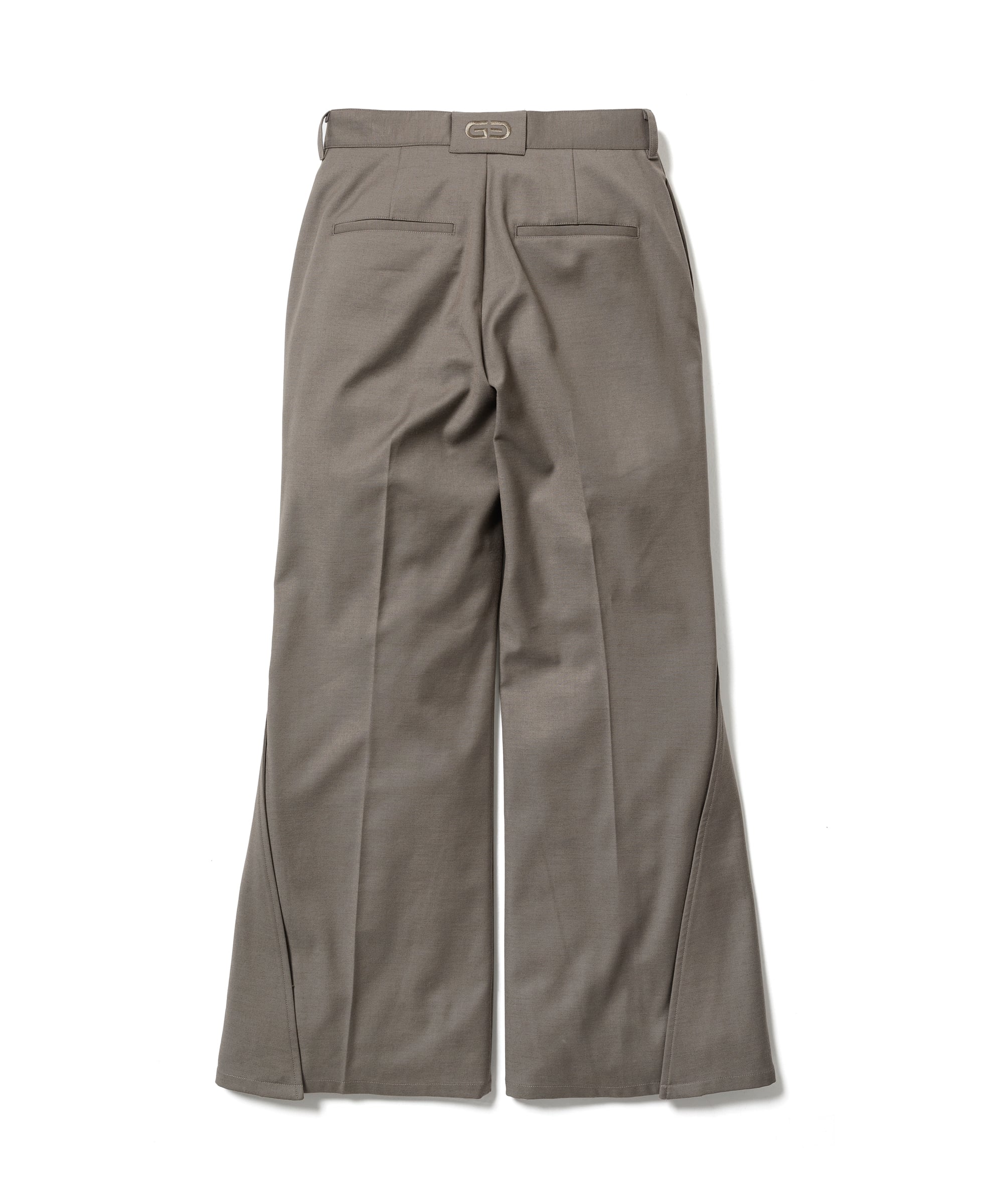 TUCK FLARE PANTS GOAT ESSENCE