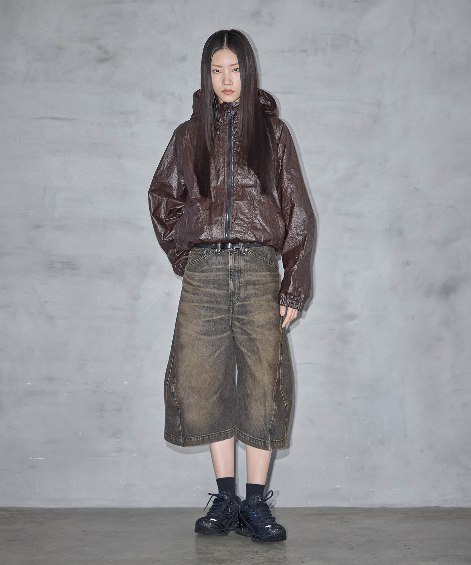 別注 3D TWISTED JORTS NVRFRGT
