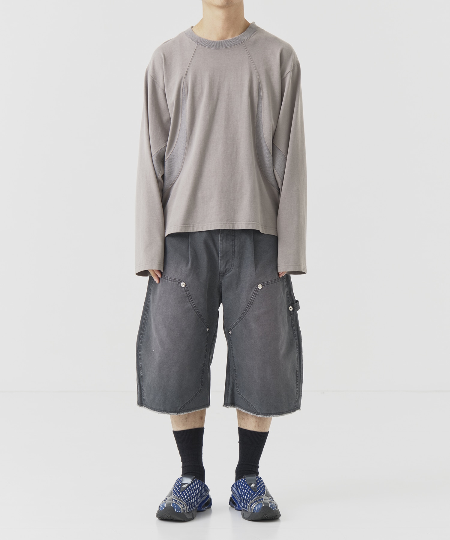 DUCK DOUBLE KNEE CURVED LEG SHORTS CONZ
