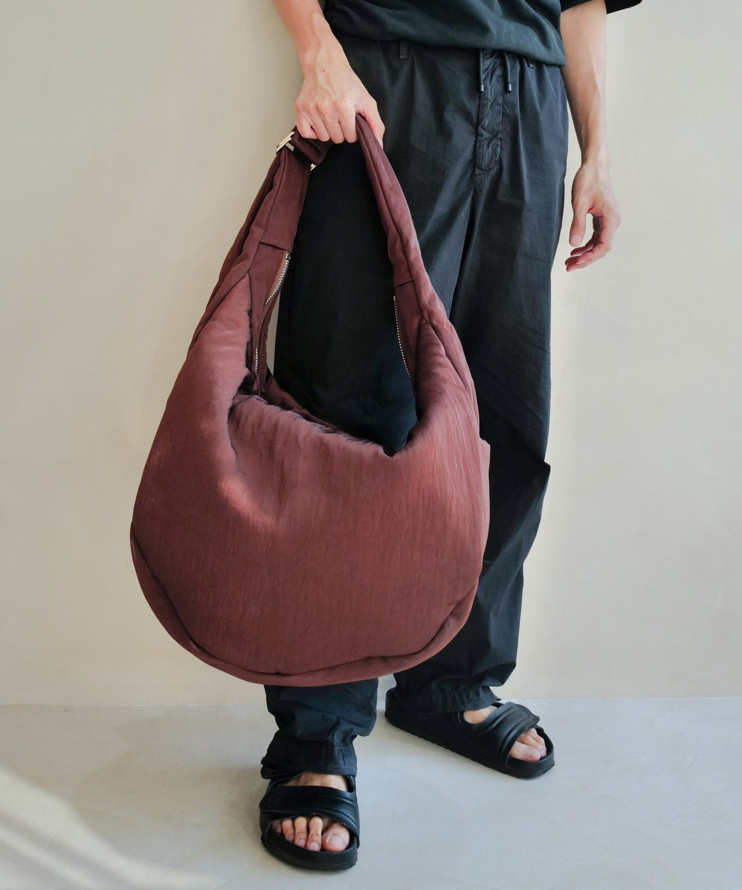 ANNIE PUFFER BIG MOON BAG / CERATO BRIGHTANNIE PUFFER BIG M ITTI