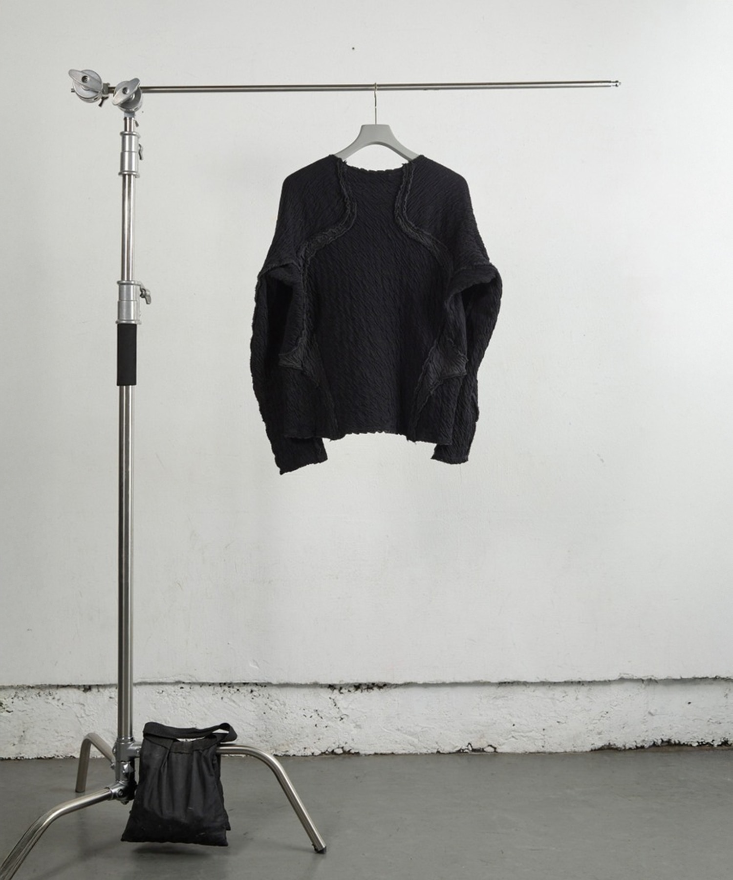 PANELED LONG SLEEVE T SHIRT NVRFRGT