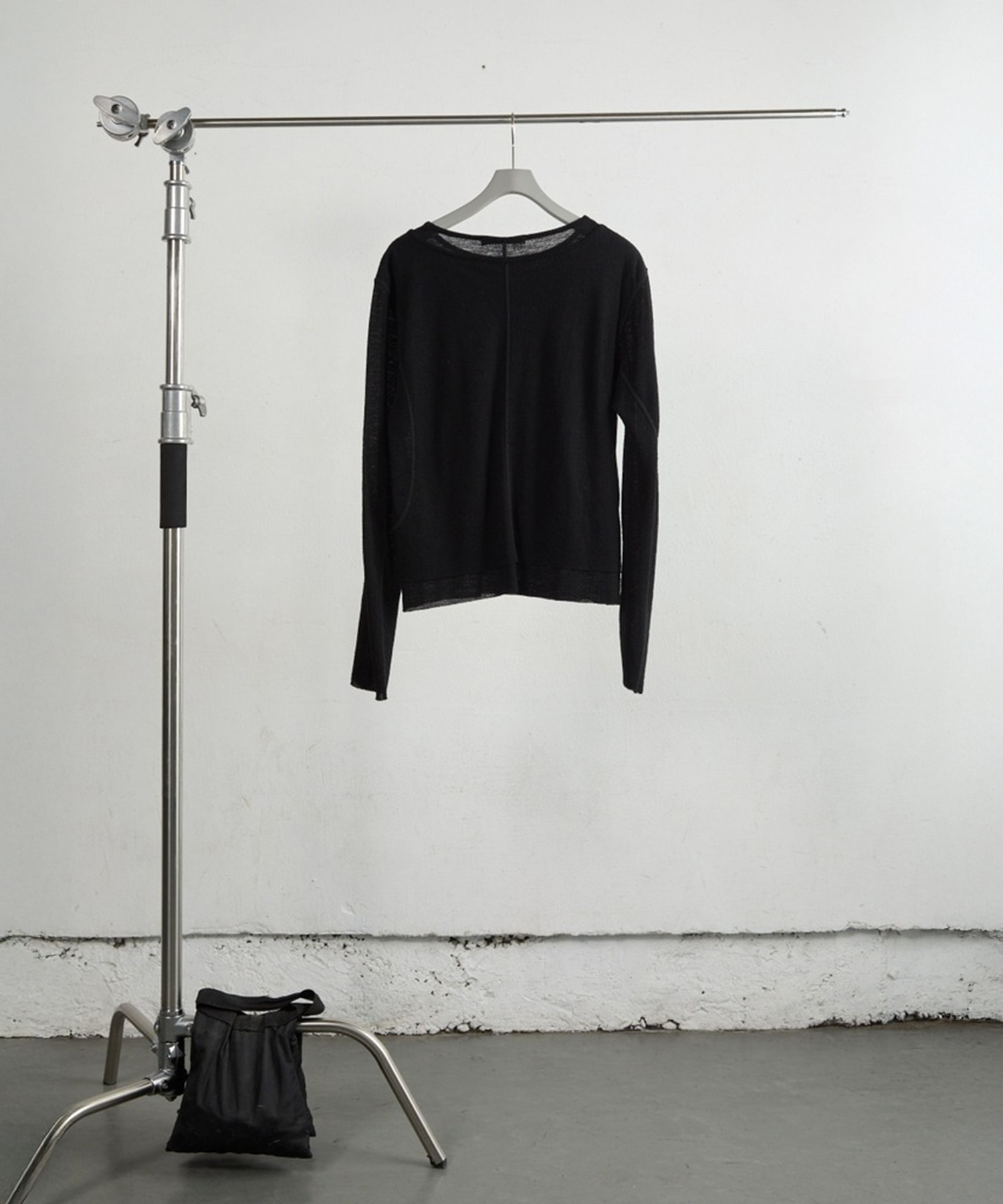 DOUBLE LAYERED LONG SLEEVE T SHIRT NVRFRGT