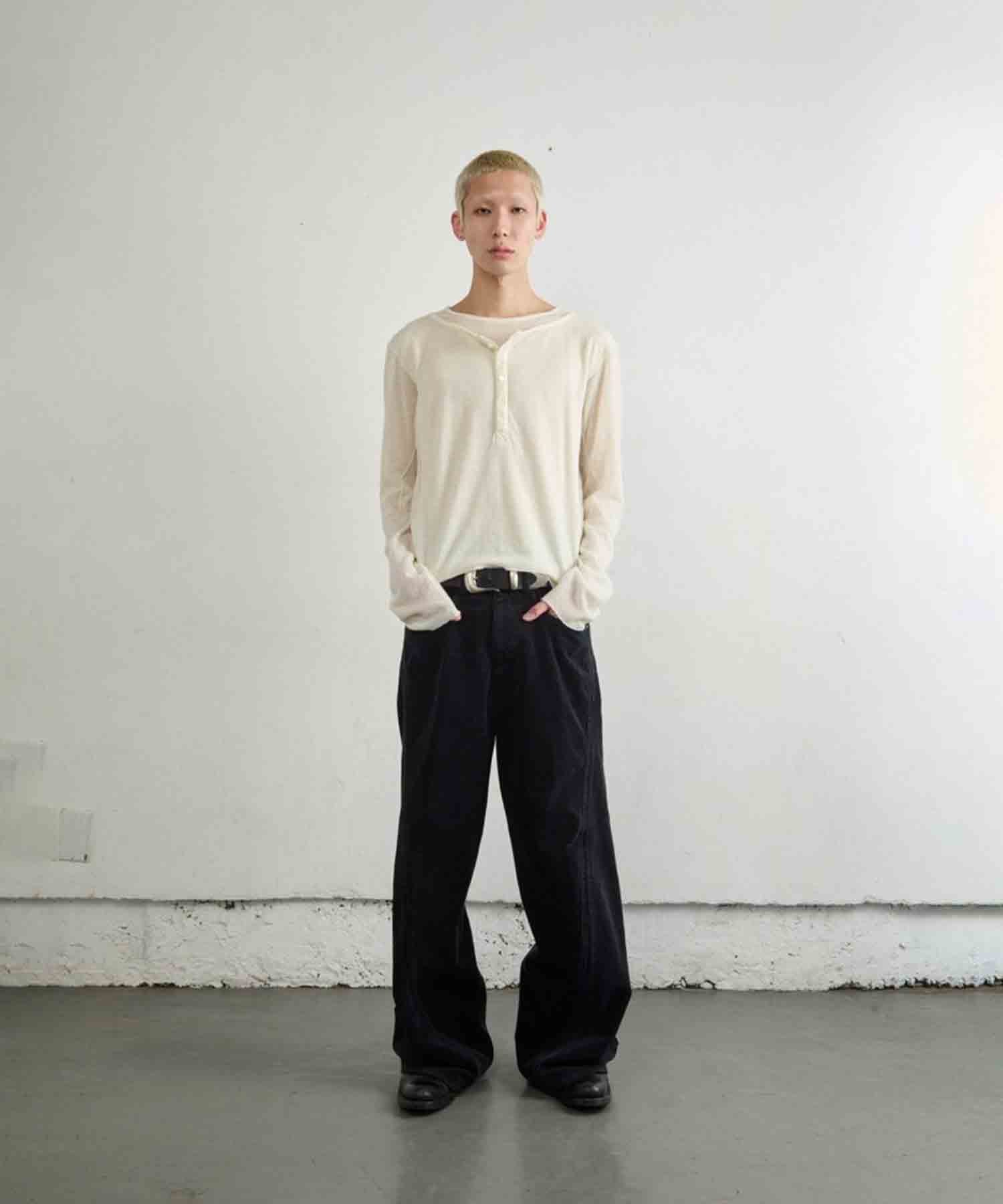 DOUBLE LAYERED LONG SLEEVE HENLEY T SHIRT NVRFRGT