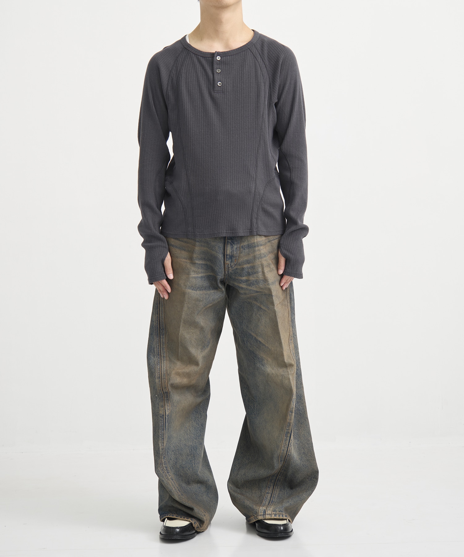 別注 HENLEY PANELED SWEATER NVRFRGT