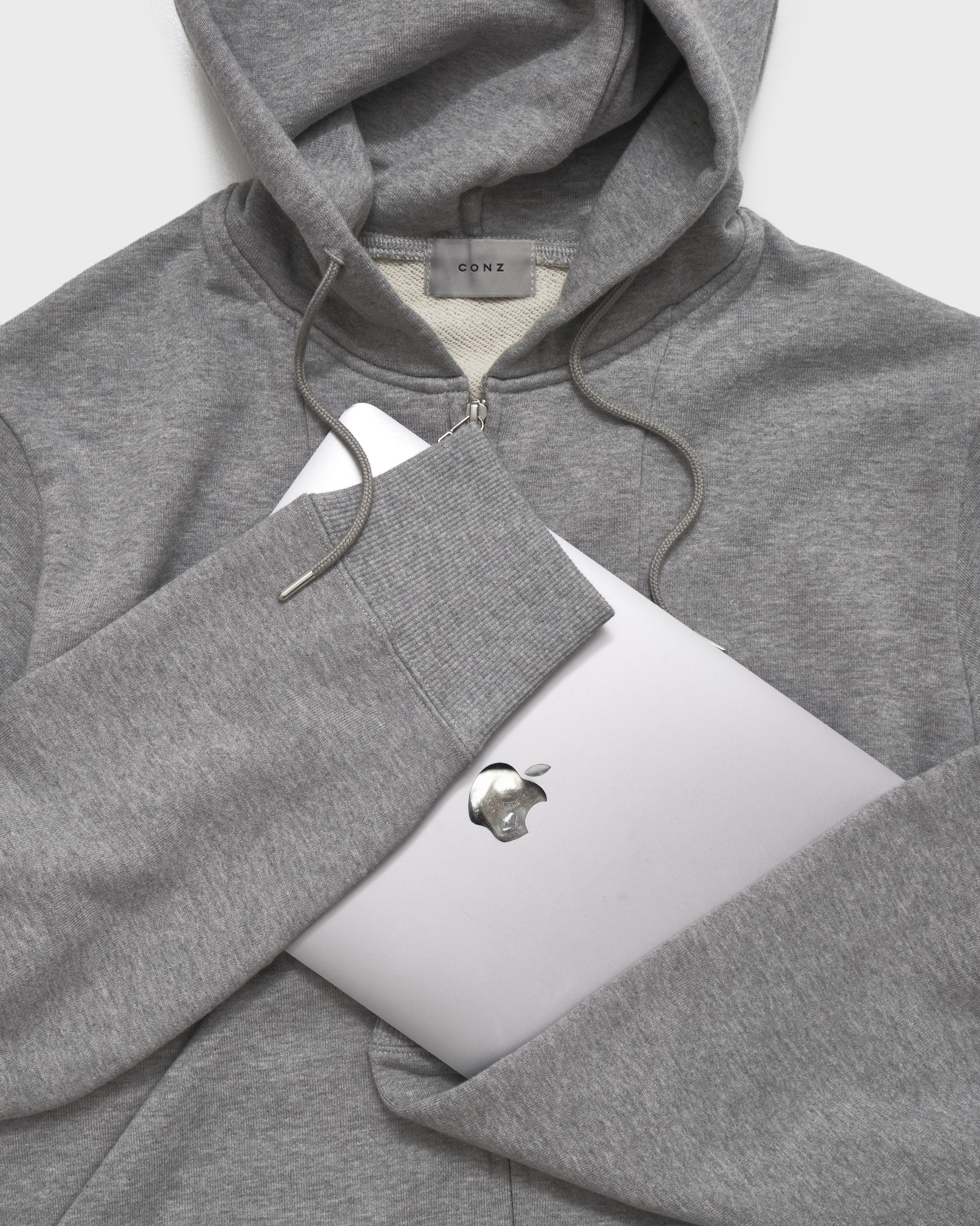SHORT ZIP HOODIE CONZ