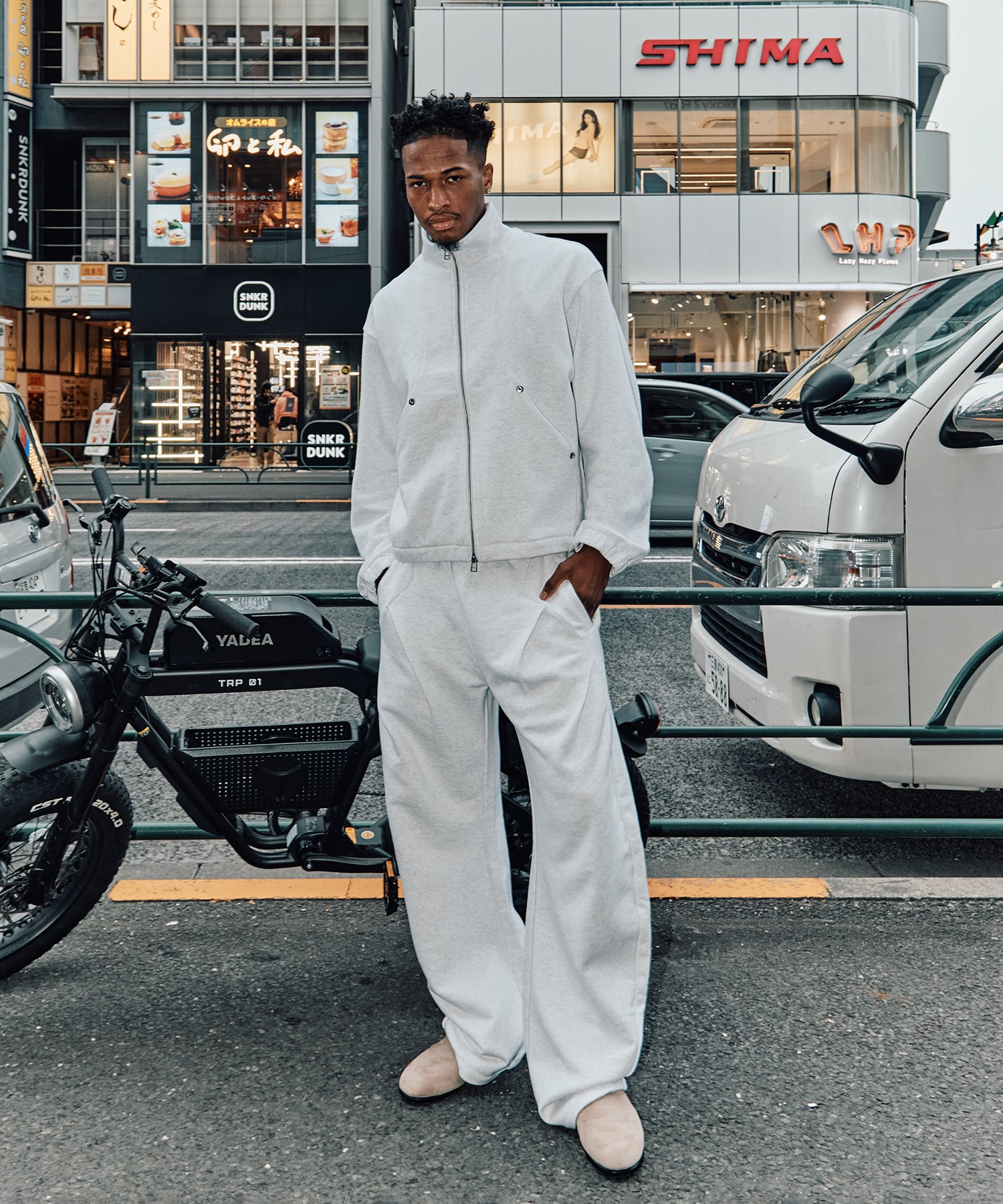 STAND ZIP UP CONZ