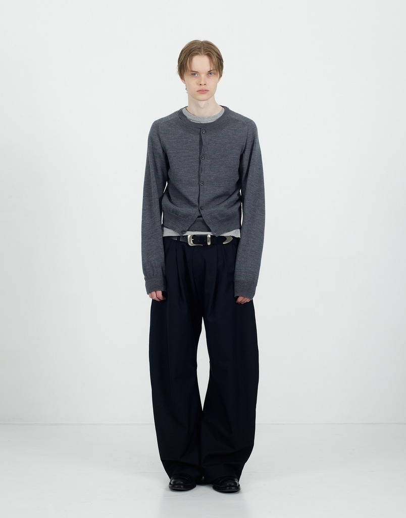 DOUBLE LAYERD SWEATER NVRFRGT