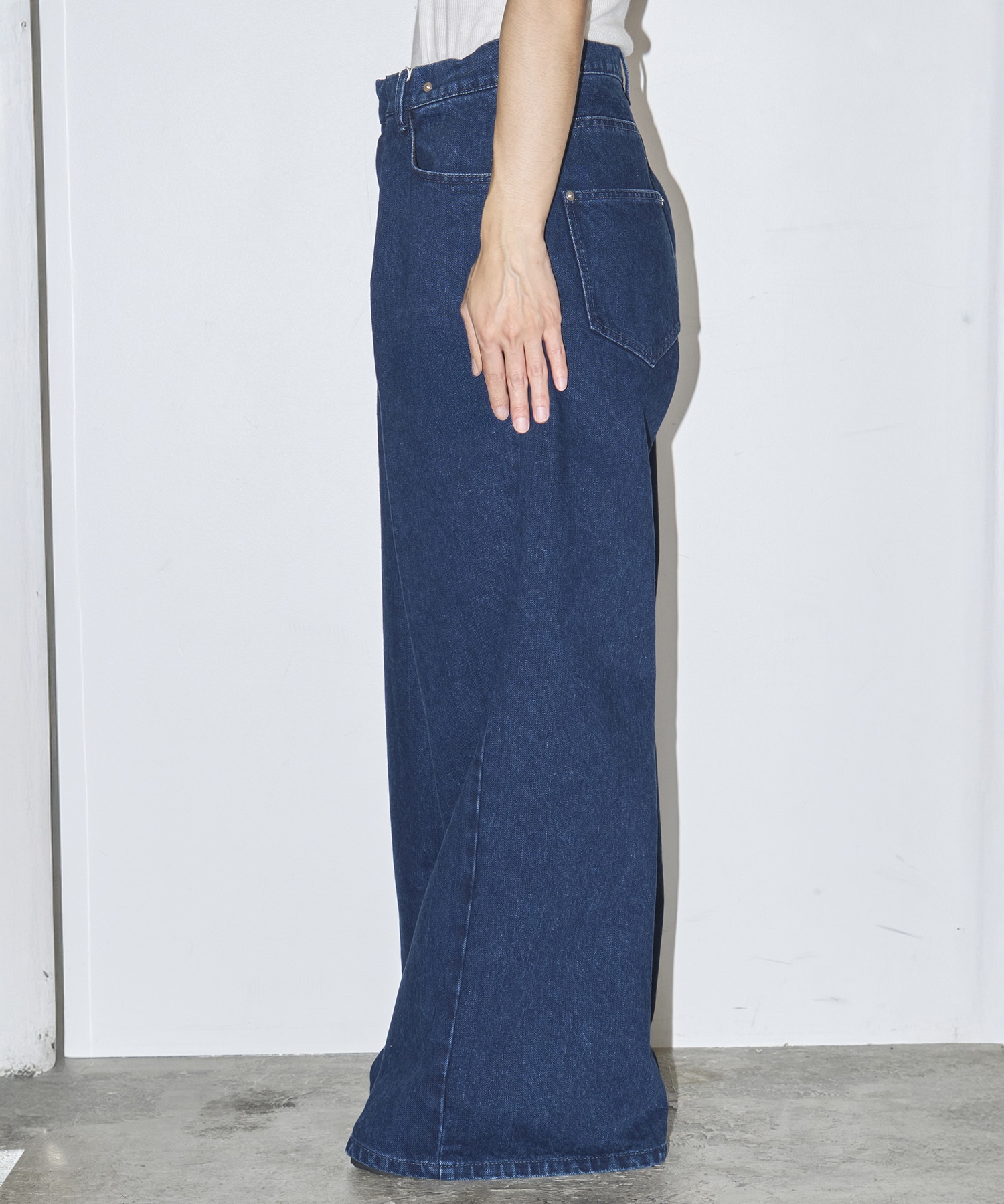 Tucked Denim Jeans Nomat