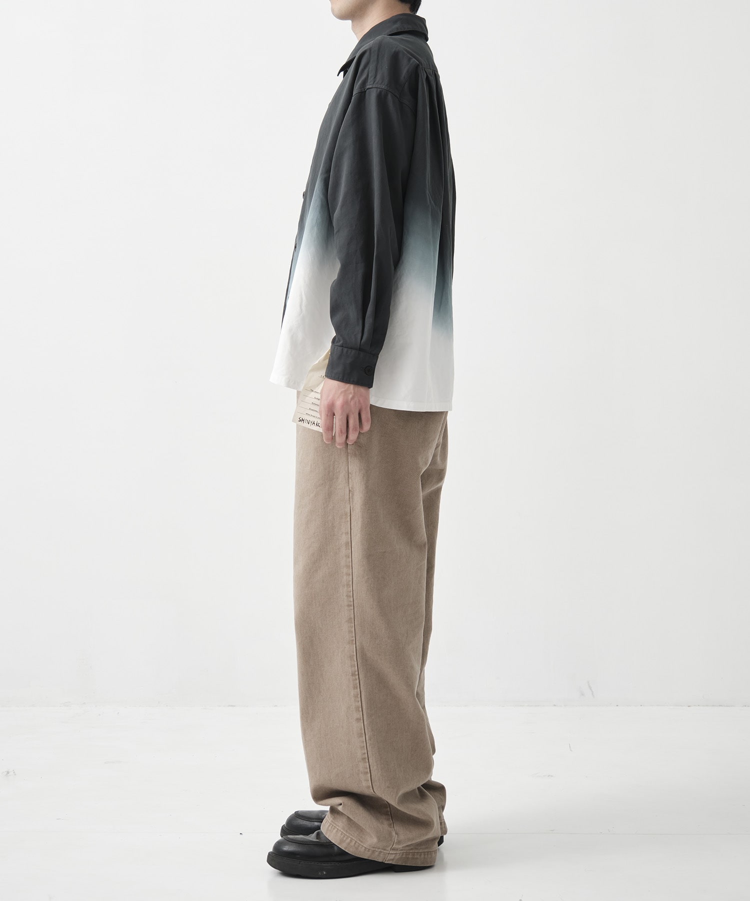 ROOMY SHIRT WITH THE DYE(ISSUE8) SHINYAKOZUKA