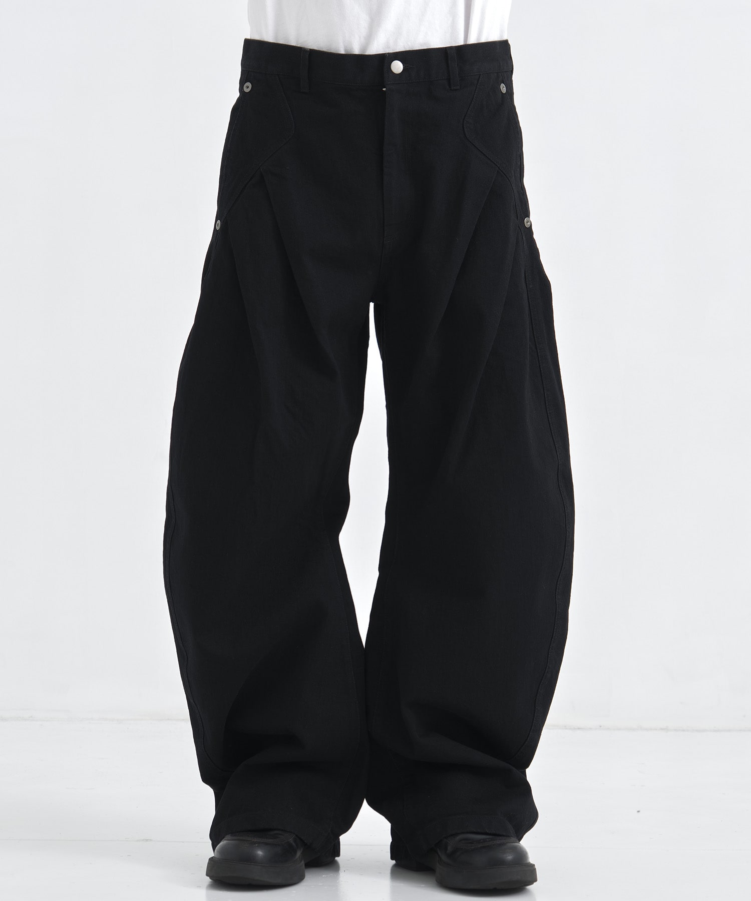 all black curve denim CONZ