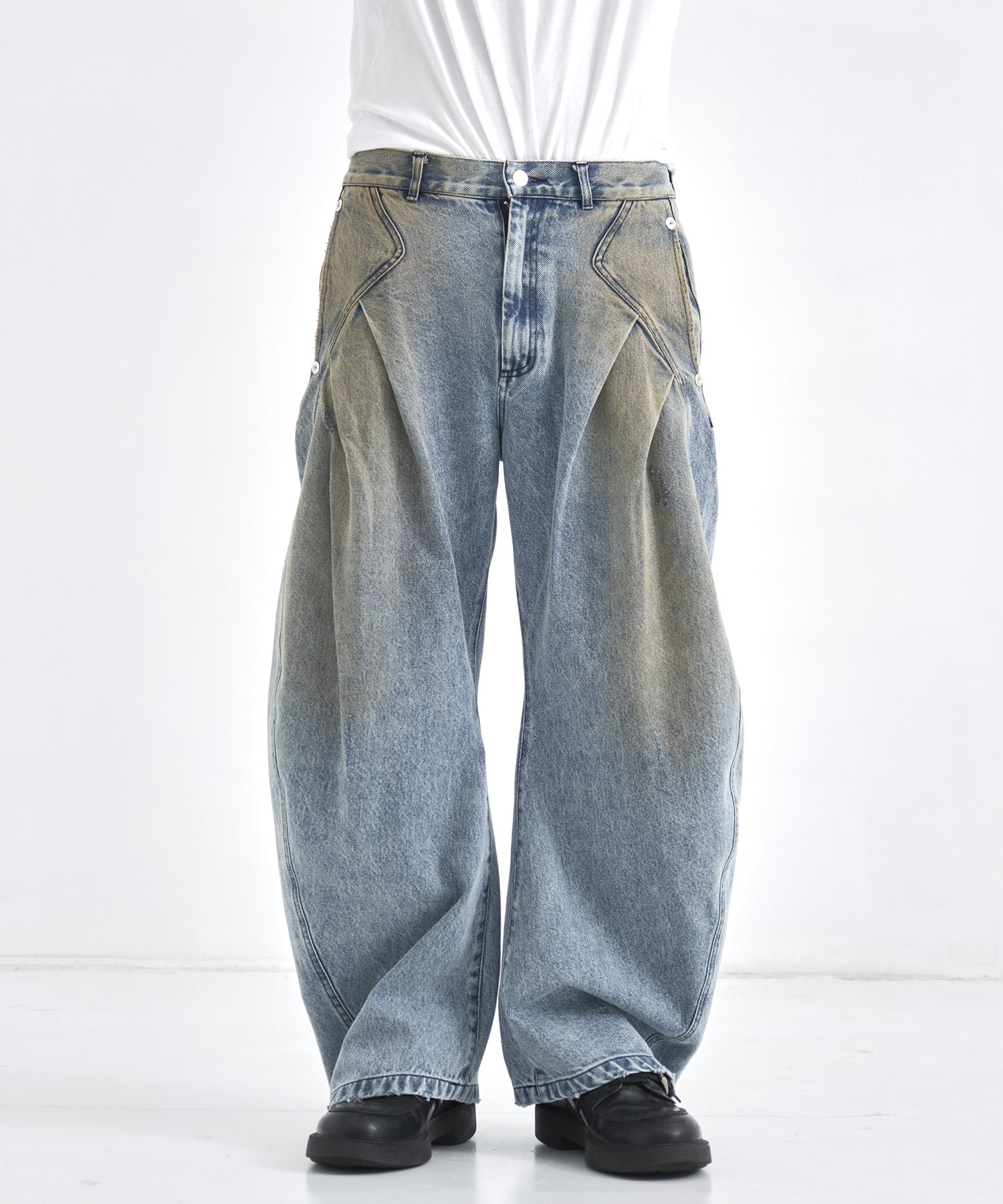 distressed curve denim CONZ