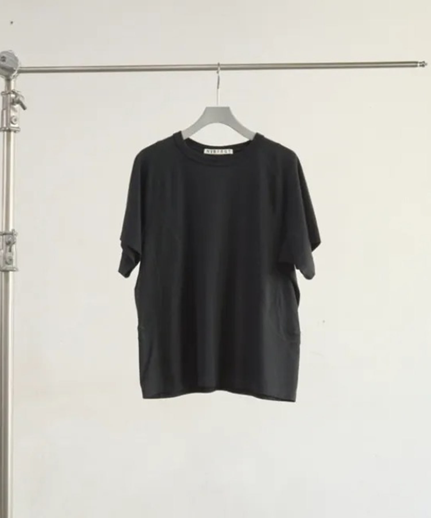 PANELLED HALF SLEEVE T-SHIRT NVRFRGT