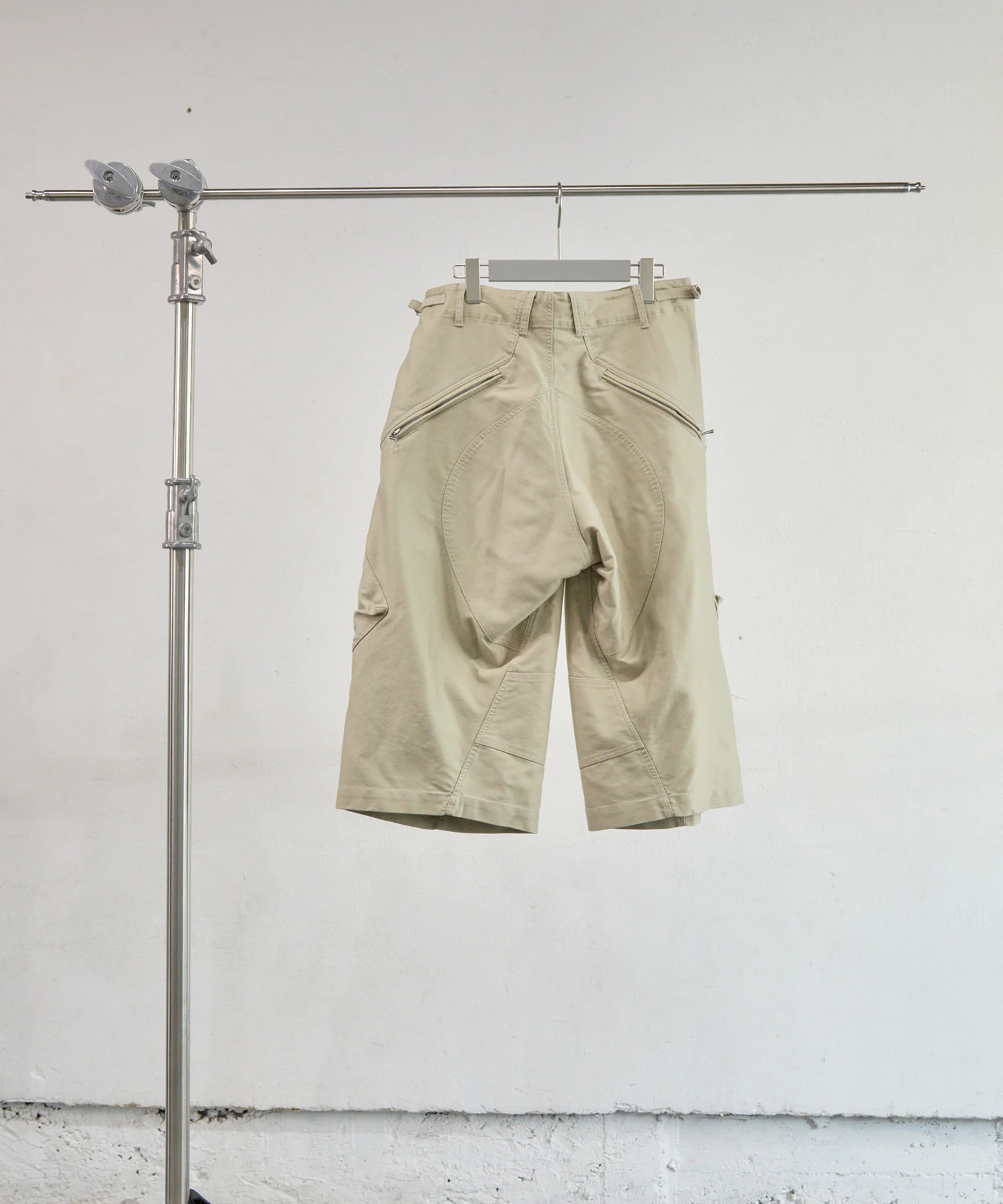 3D TWISTED PARACHUTE CARGO SHORTS NVRFRGT