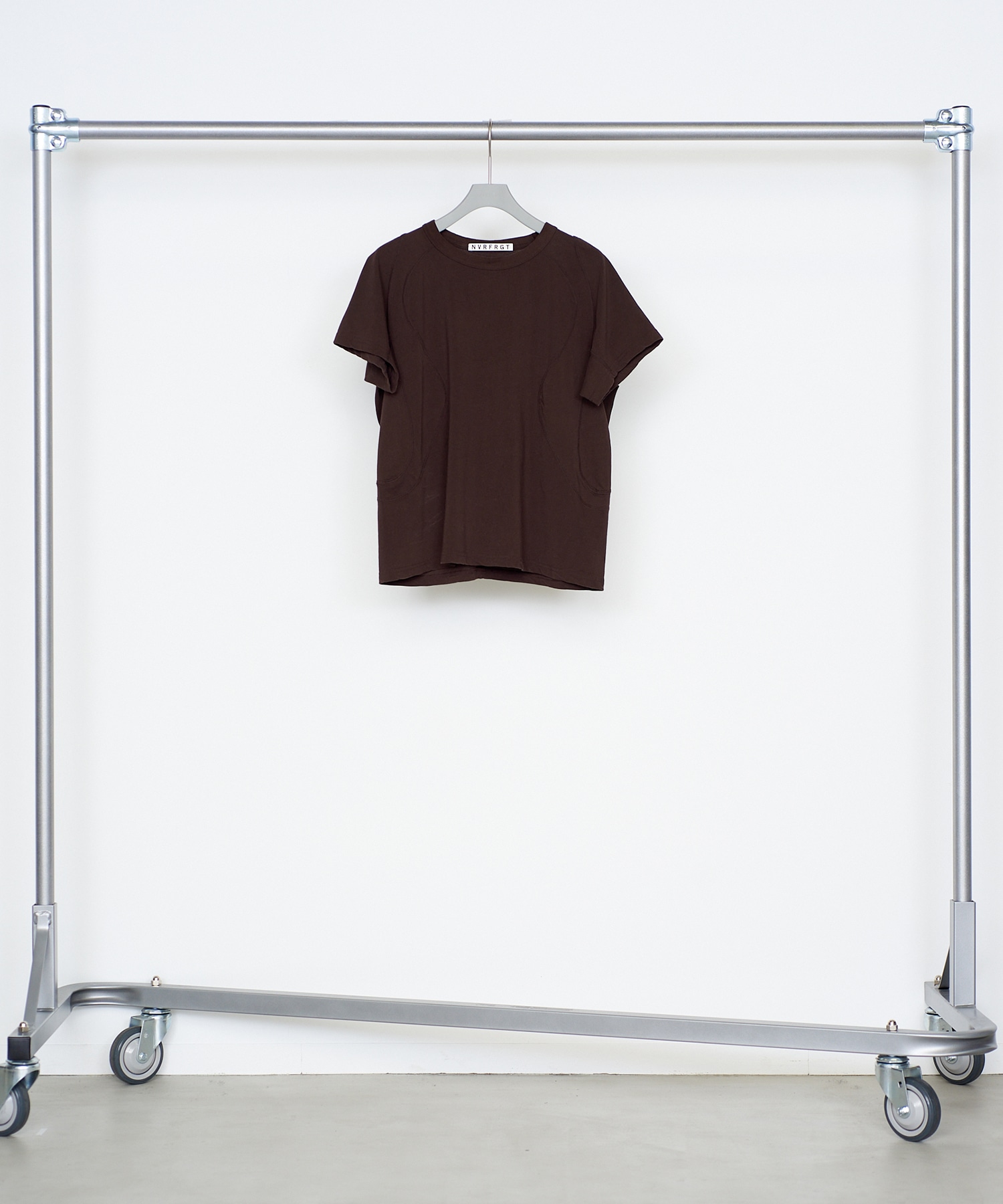 PANNELD HALF SLEEVE T-SHIRT NVRFRGT