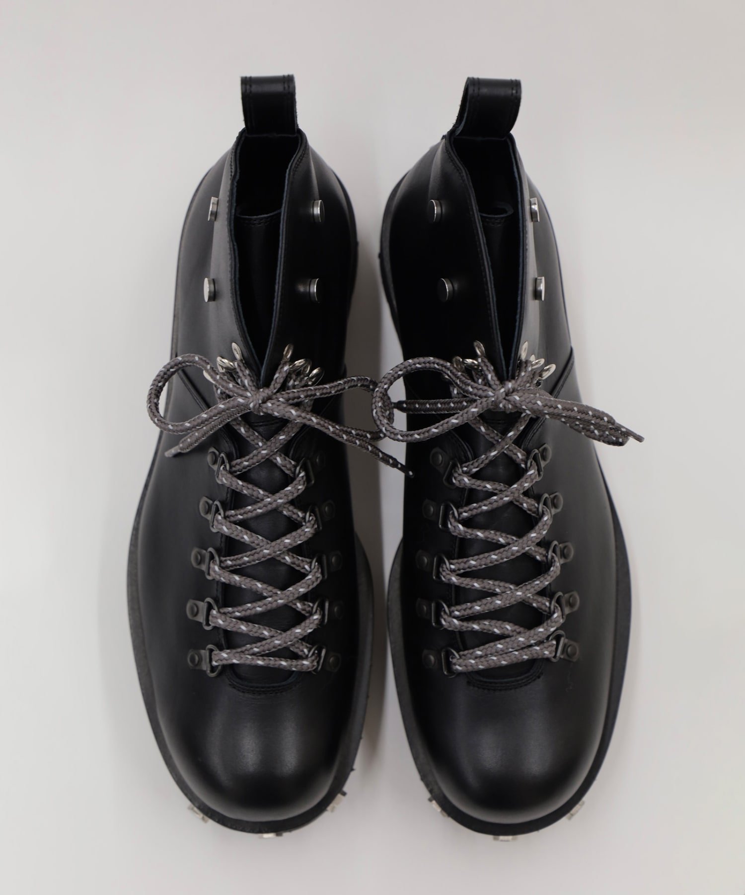 TEST BOOTS OUAT