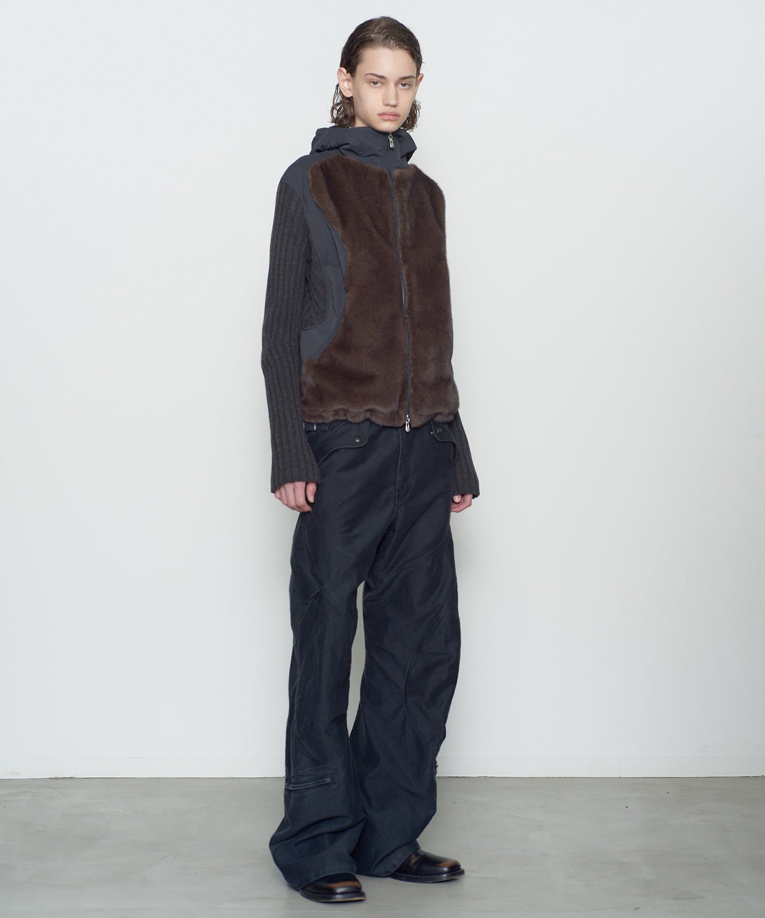 KNITTED SLEEVE PANELLED ZIP UP HOODED JACKET NVRFRGT