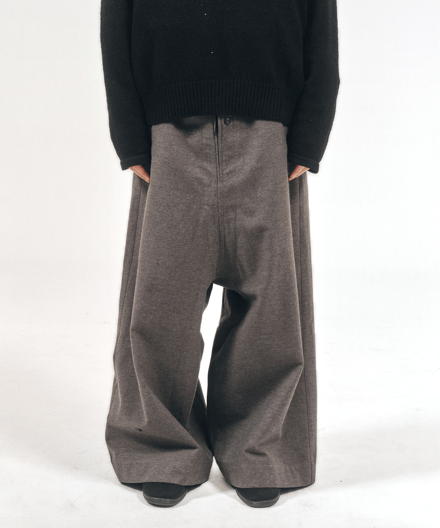 MORPH YI PANTS JIAN YE