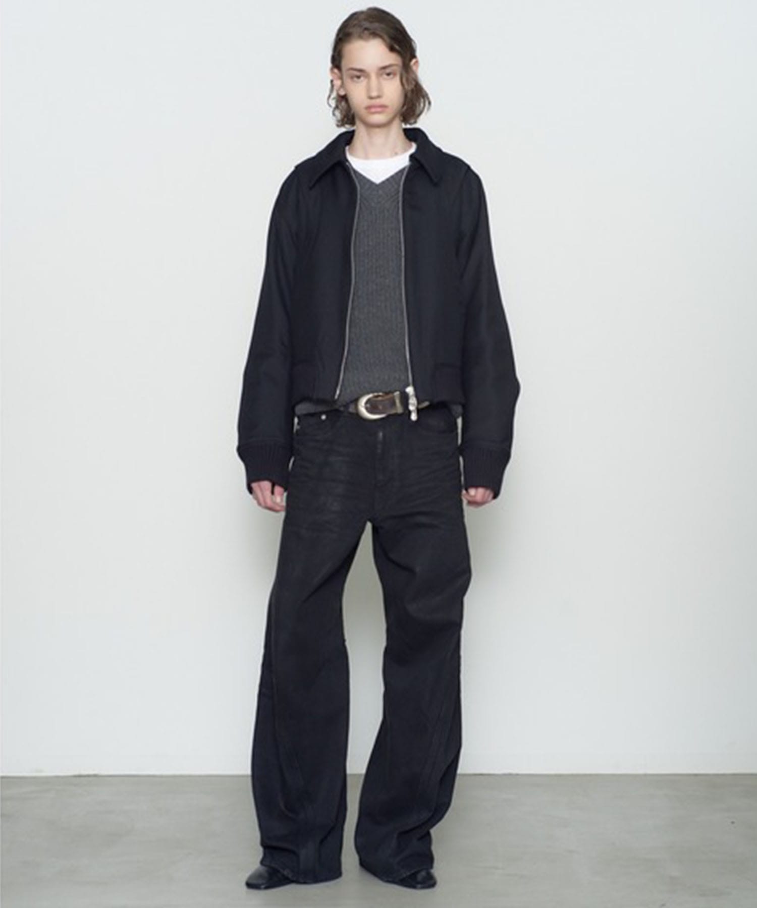 ZIP UP PADDED SHORT BOMBER JACKET NVRFRGT