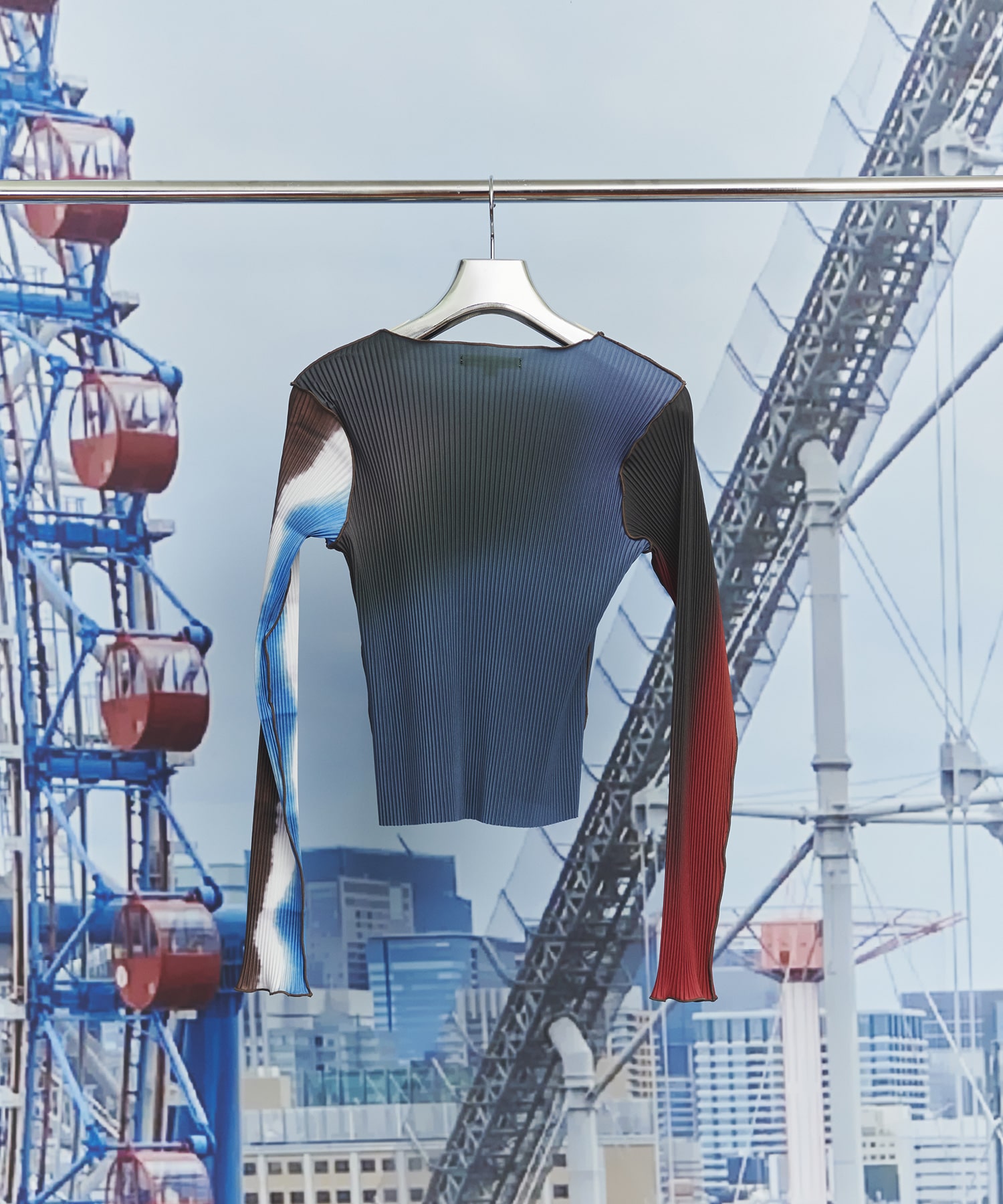 GRAPHIC TINY TOP kotohayokozawa