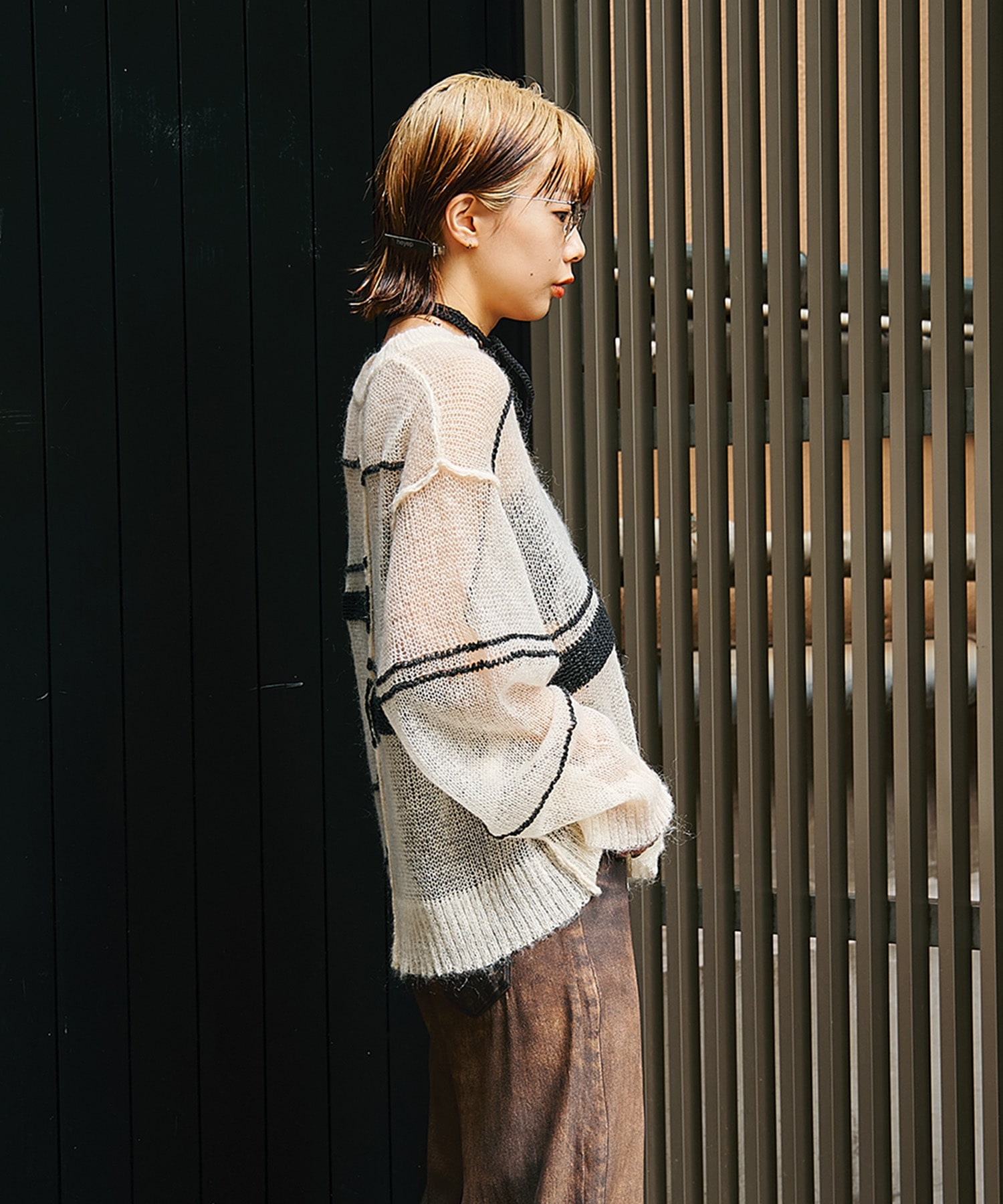 RANDOM BORDER LACE UP PULLOVER A CCORDION