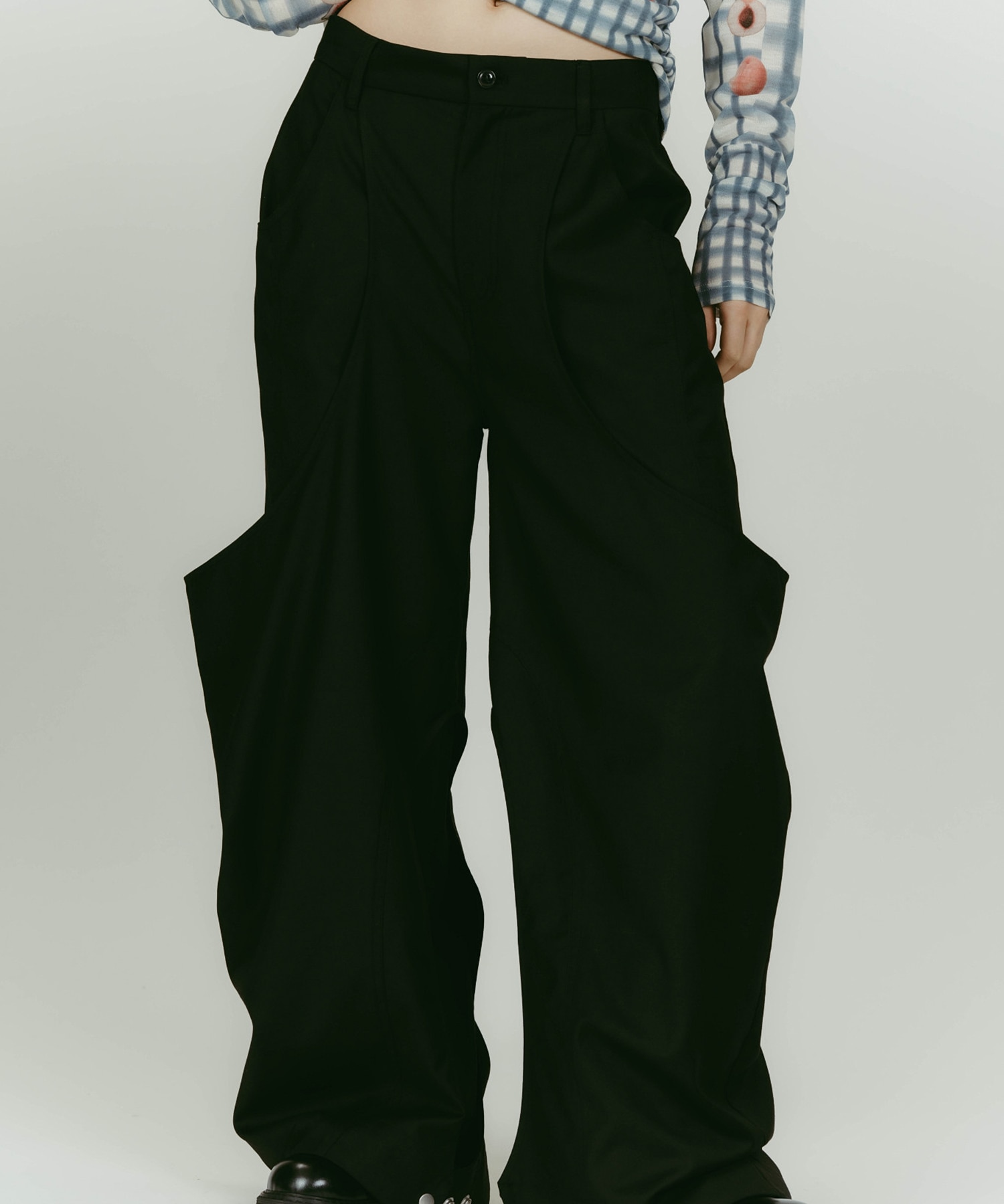 high-boot detail pants(unisex)/black 