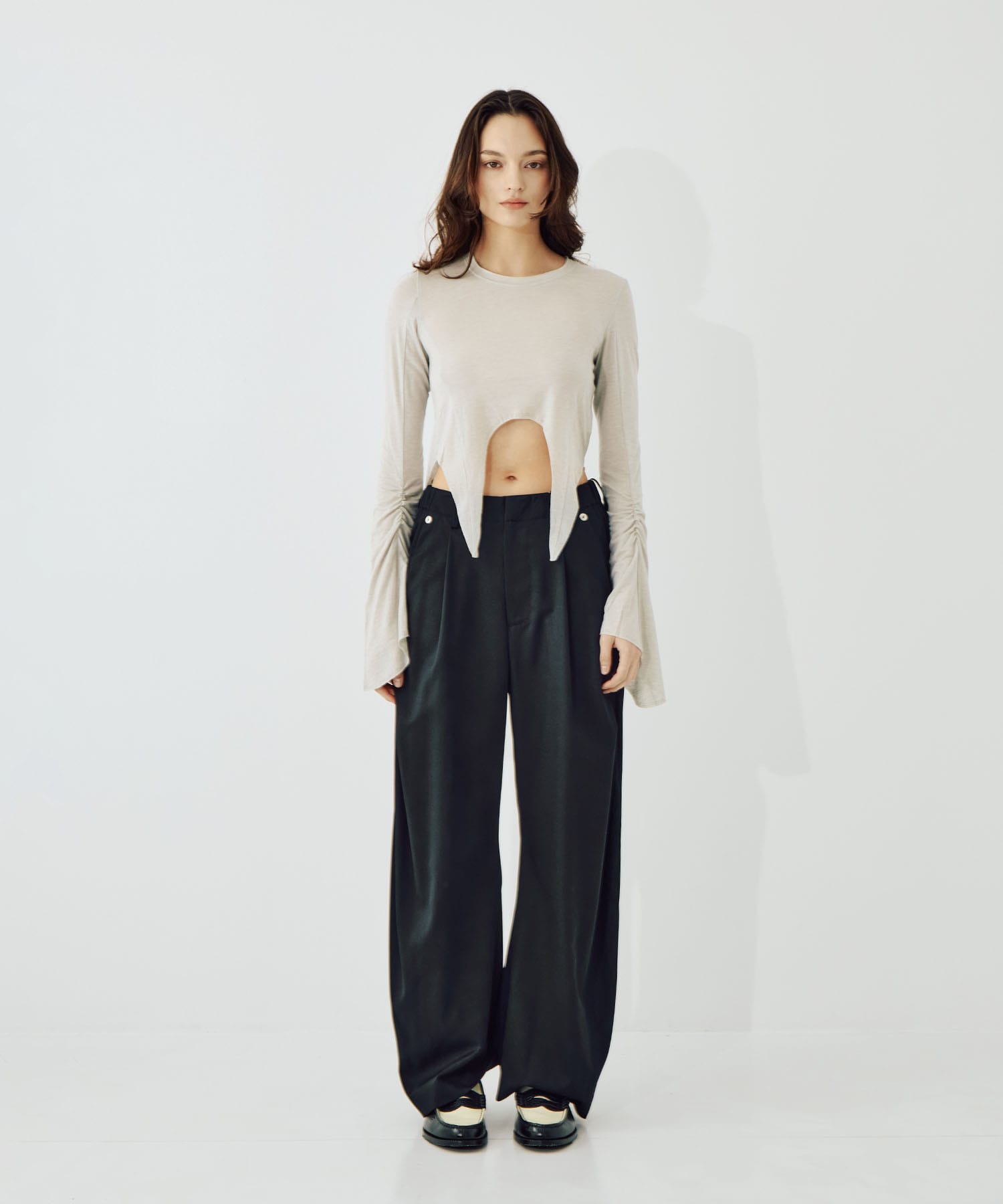 curve leg trousers CONZ