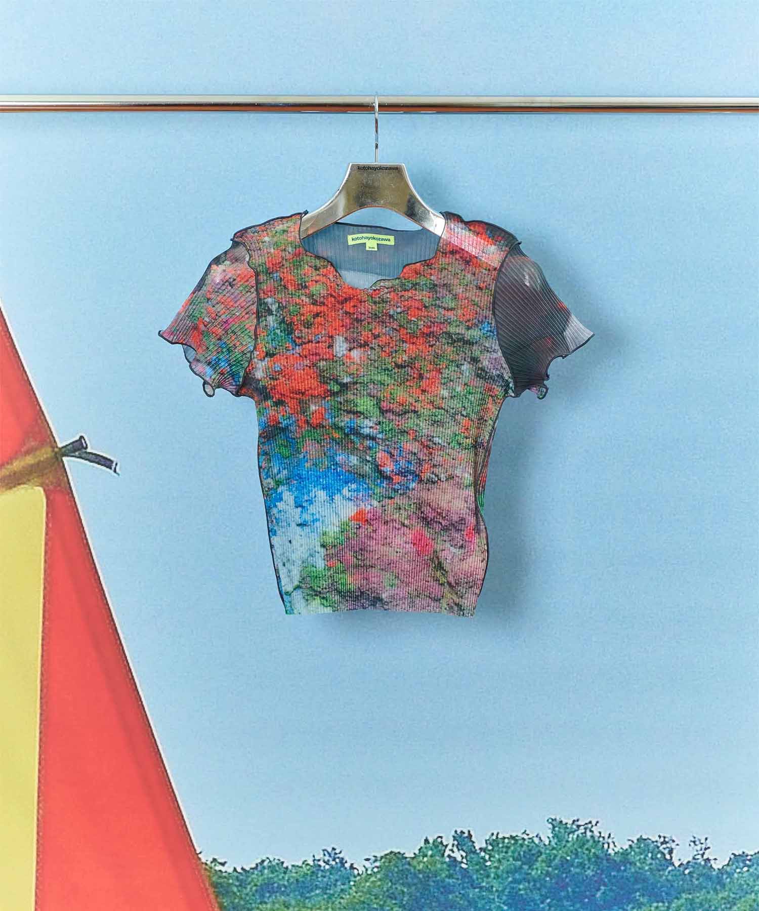 SHEER GRAPHIC TINY TOP kotohayokozawa