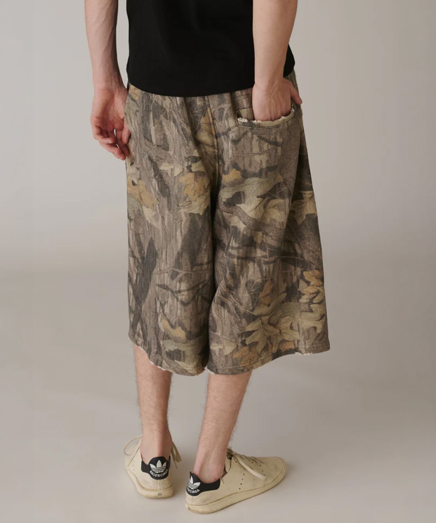 Sweat Half Pants INSCRIRE