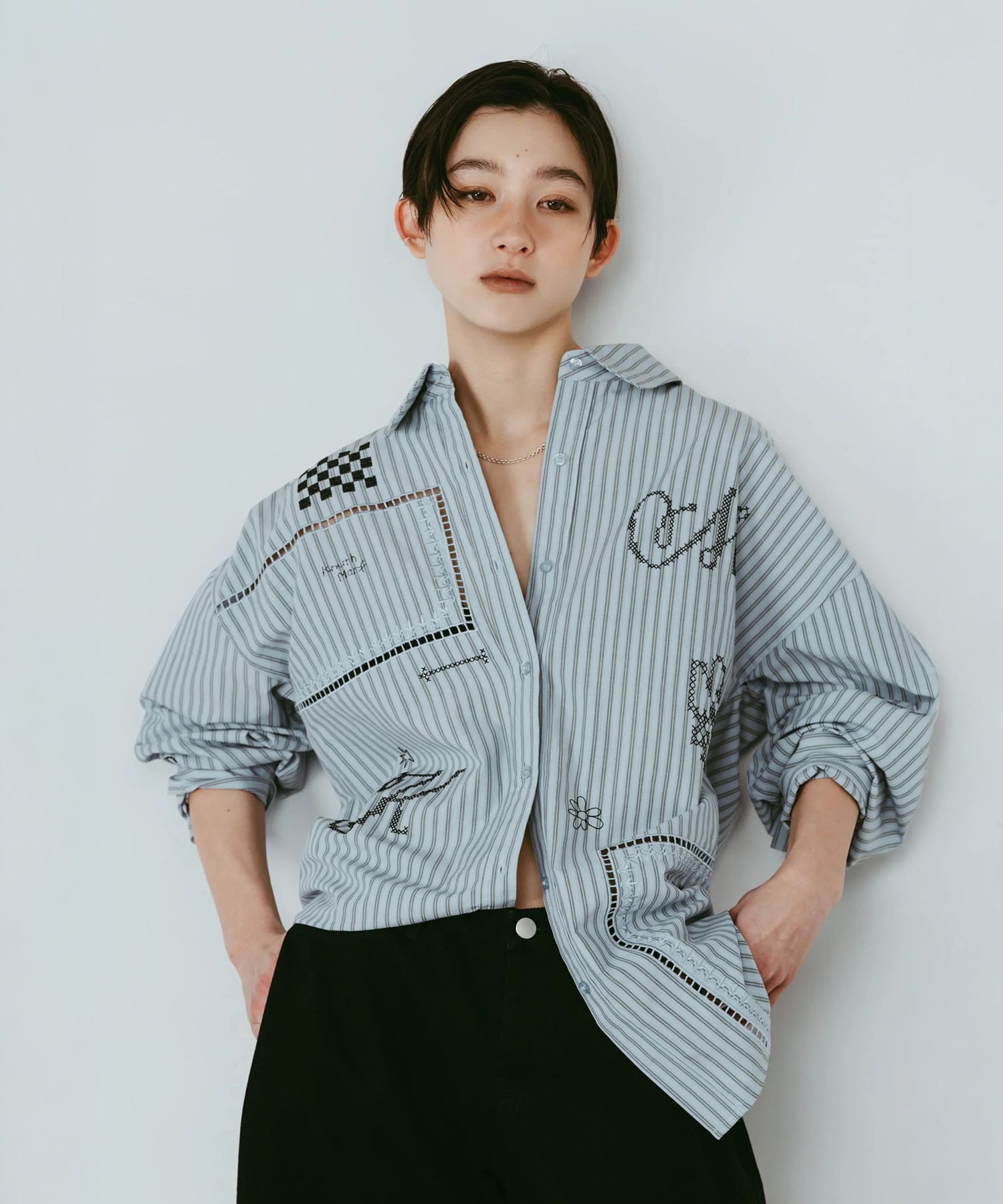 embroidered shirt(unisex) 