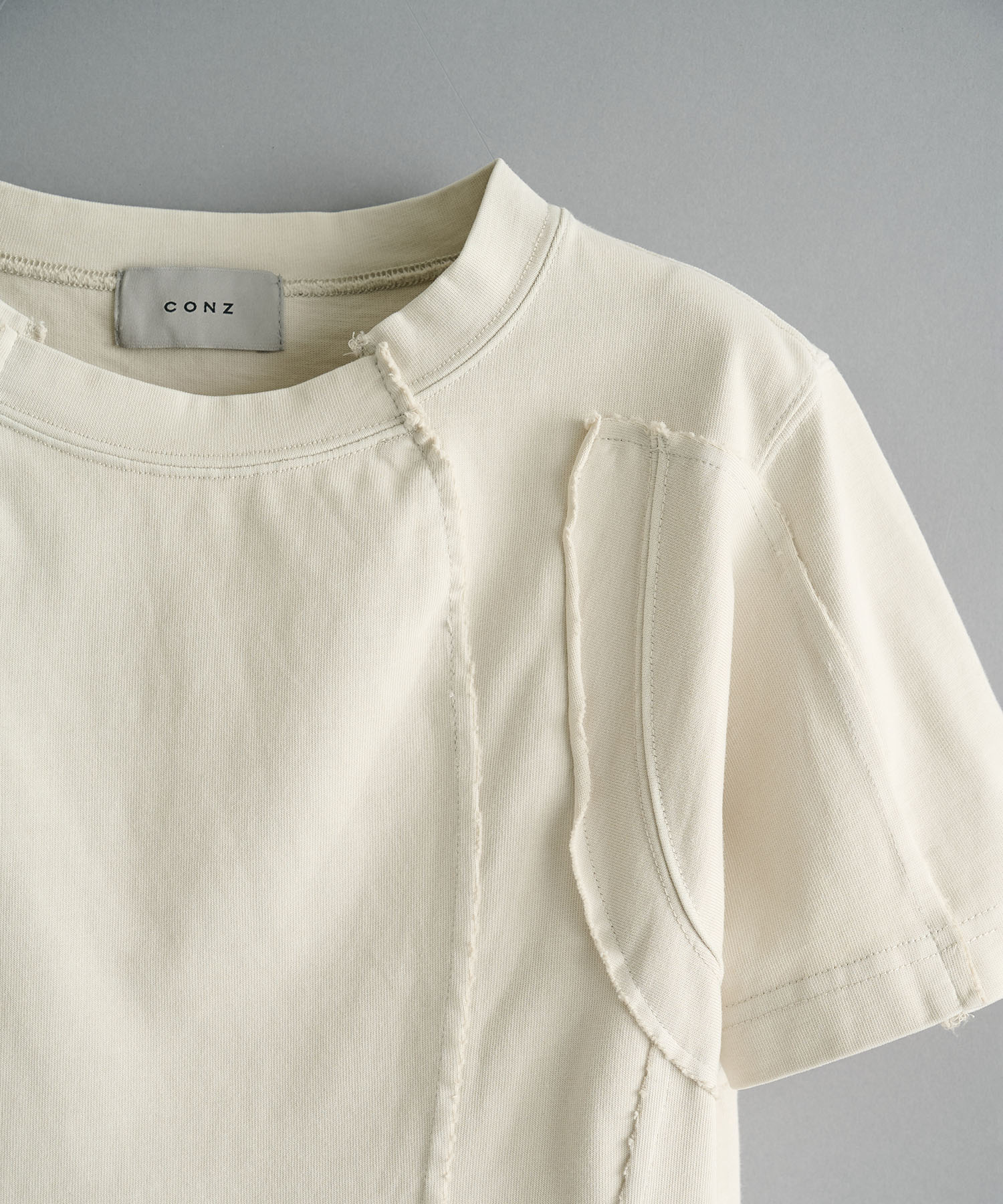 cut out slim T-shirt CONZ