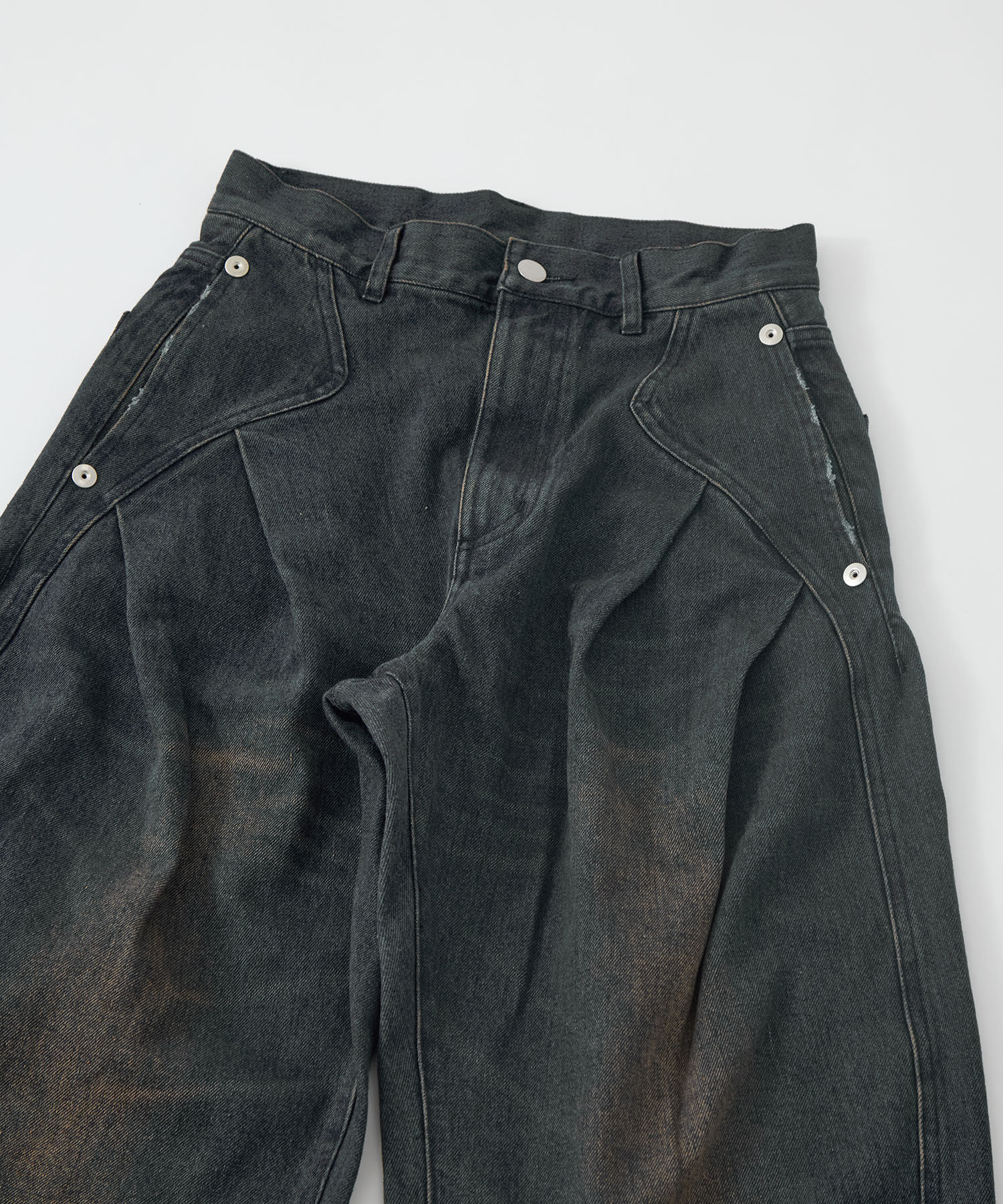 over dye curved denim CONZ