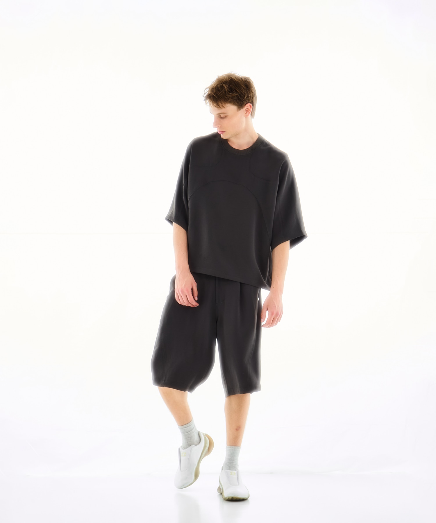 PANEL OVER CREW NECK TEE CONZ