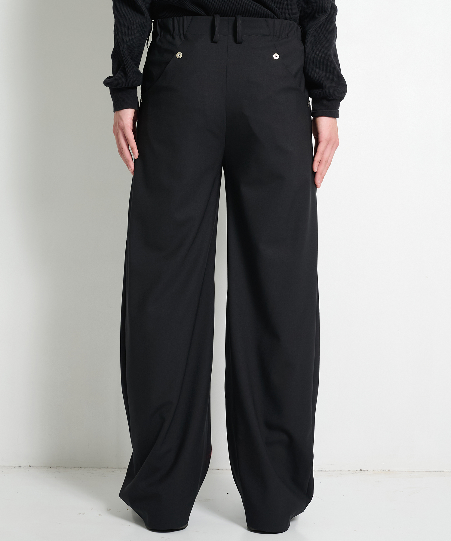 curve leg trousers 2.0 CONZ