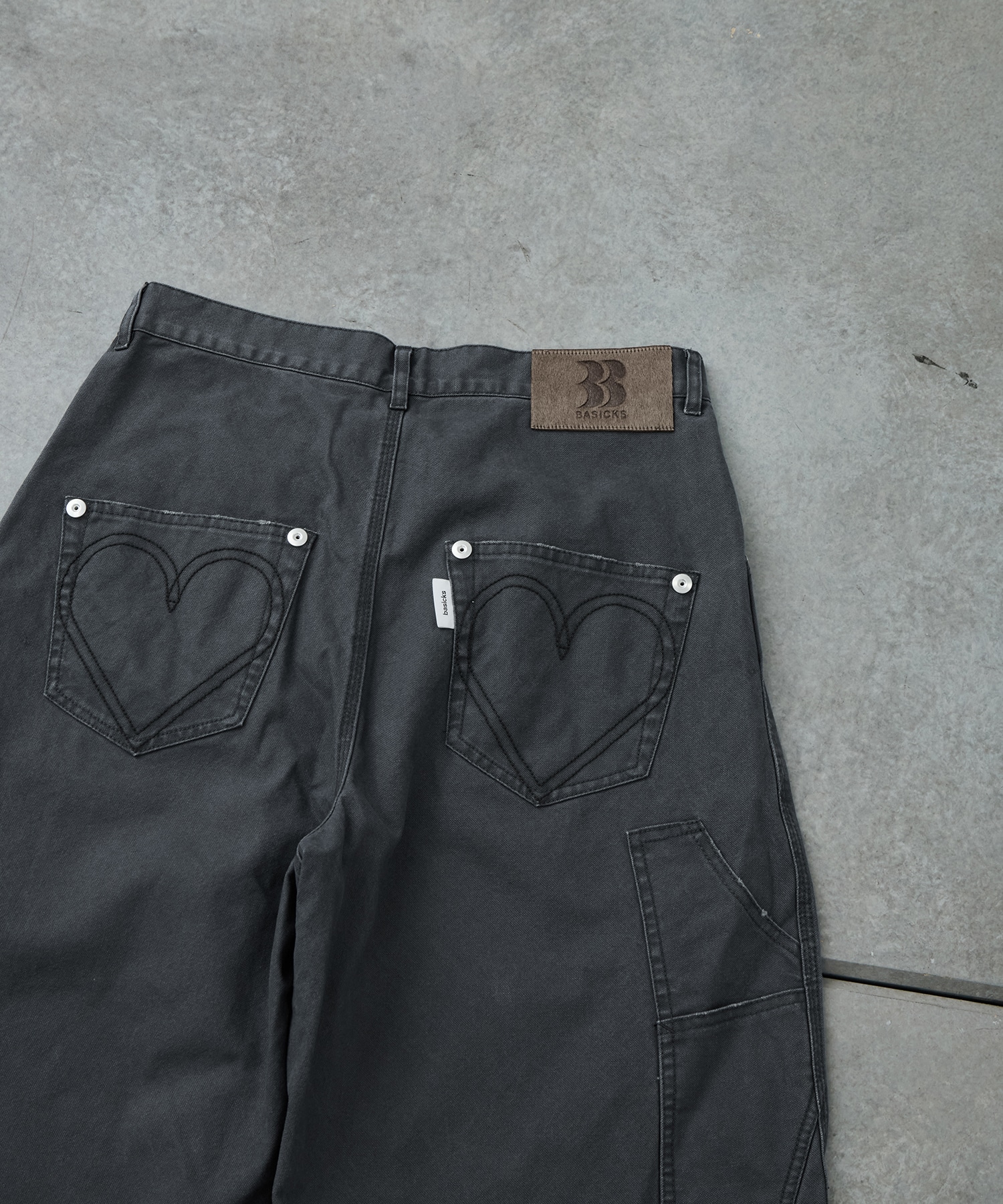 BASICKS×duck double knee curve leg shorts CONZ