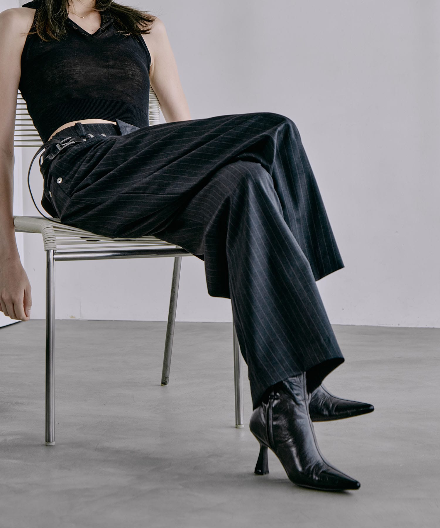 curve leg trousers CONZ