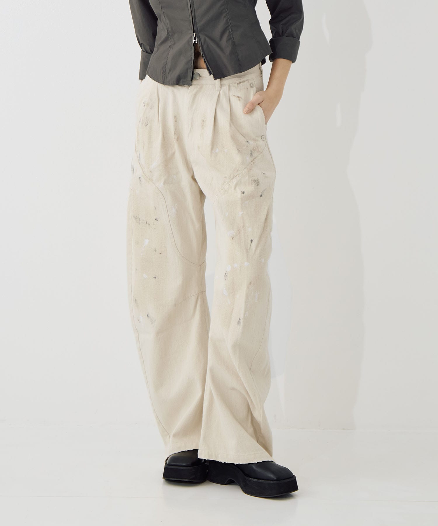 paint curved jeans CONZ