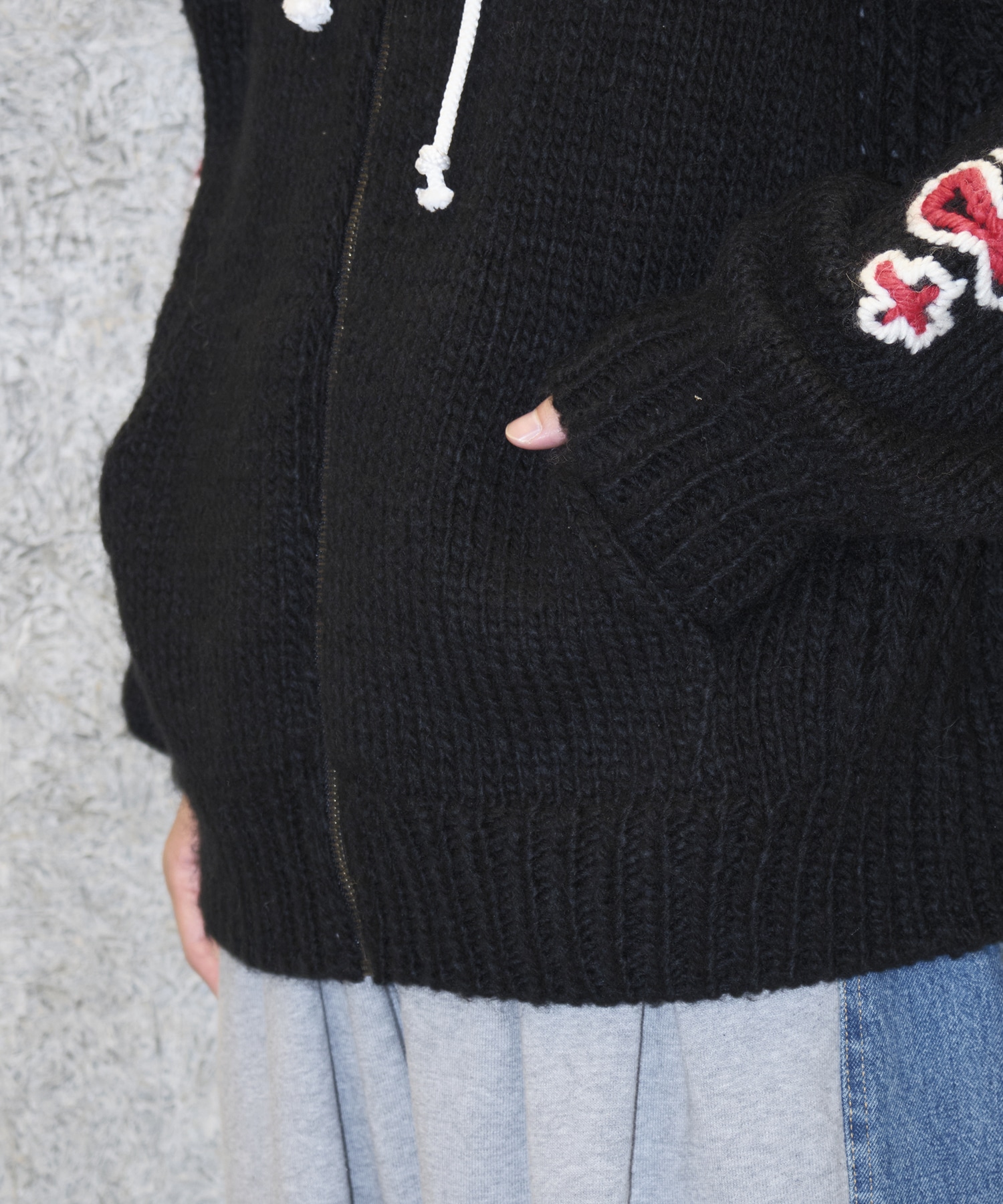 HAND KINITTED SK8 ZIP HOODIE RICE NINE TEN