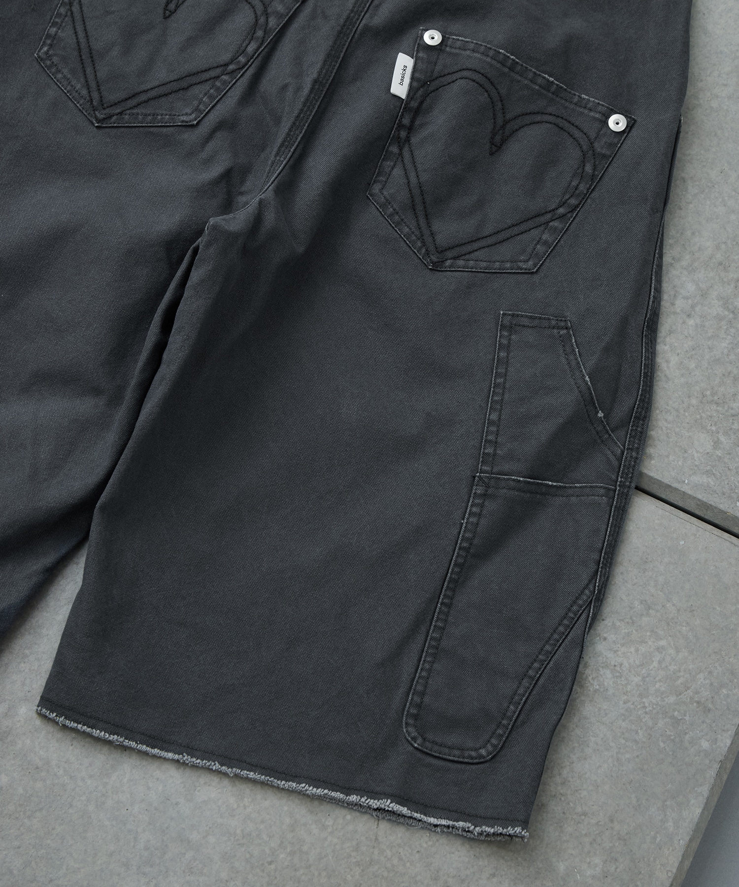 BASICKS×duck double knee curve leg shorts CONZ