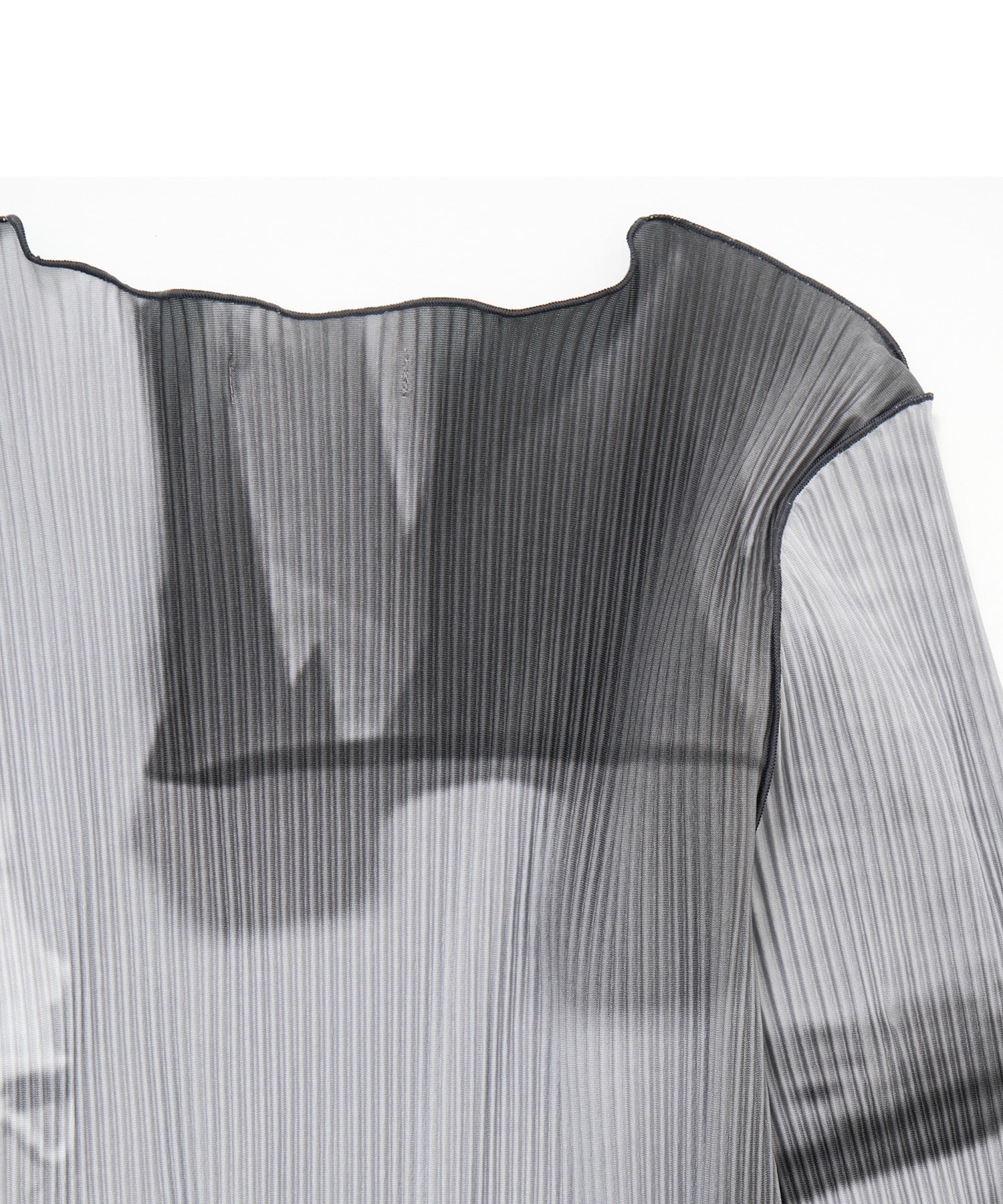 別注 GRAPHIC TINY TOP kotohayokozawa