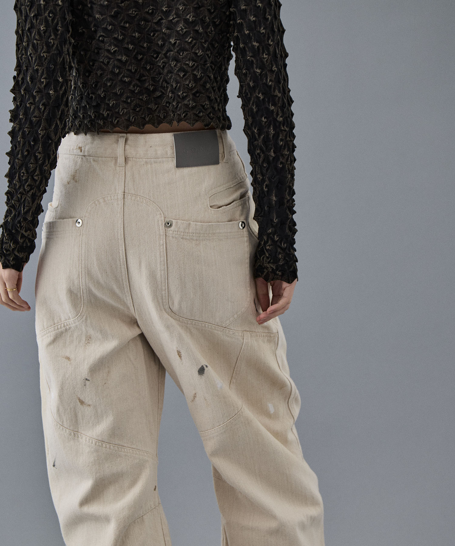 paint curved jeans CONZ